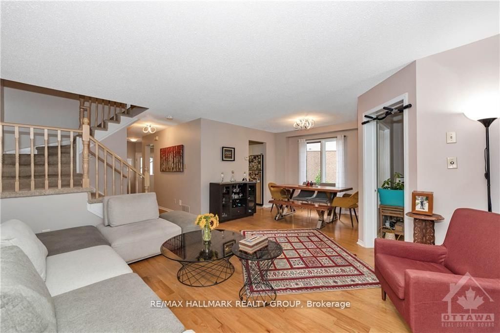17 Ravenscroft Court, Stittsville - Munster - Richmond, ON K2S 1R3 photo 5
