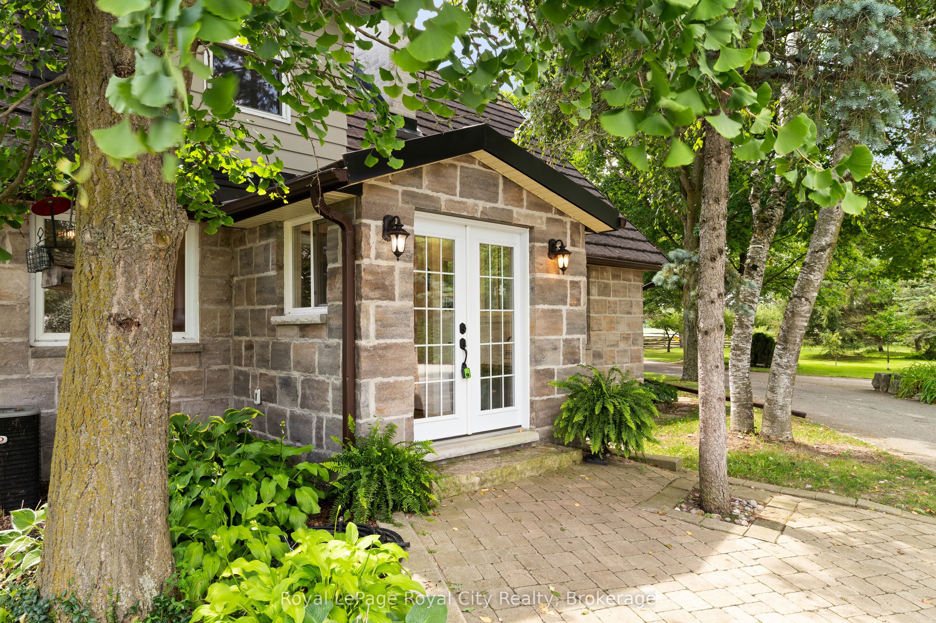 5837 Wellington Road 7, Guelph/Eramosa, ON N1H 6J2 photo 5