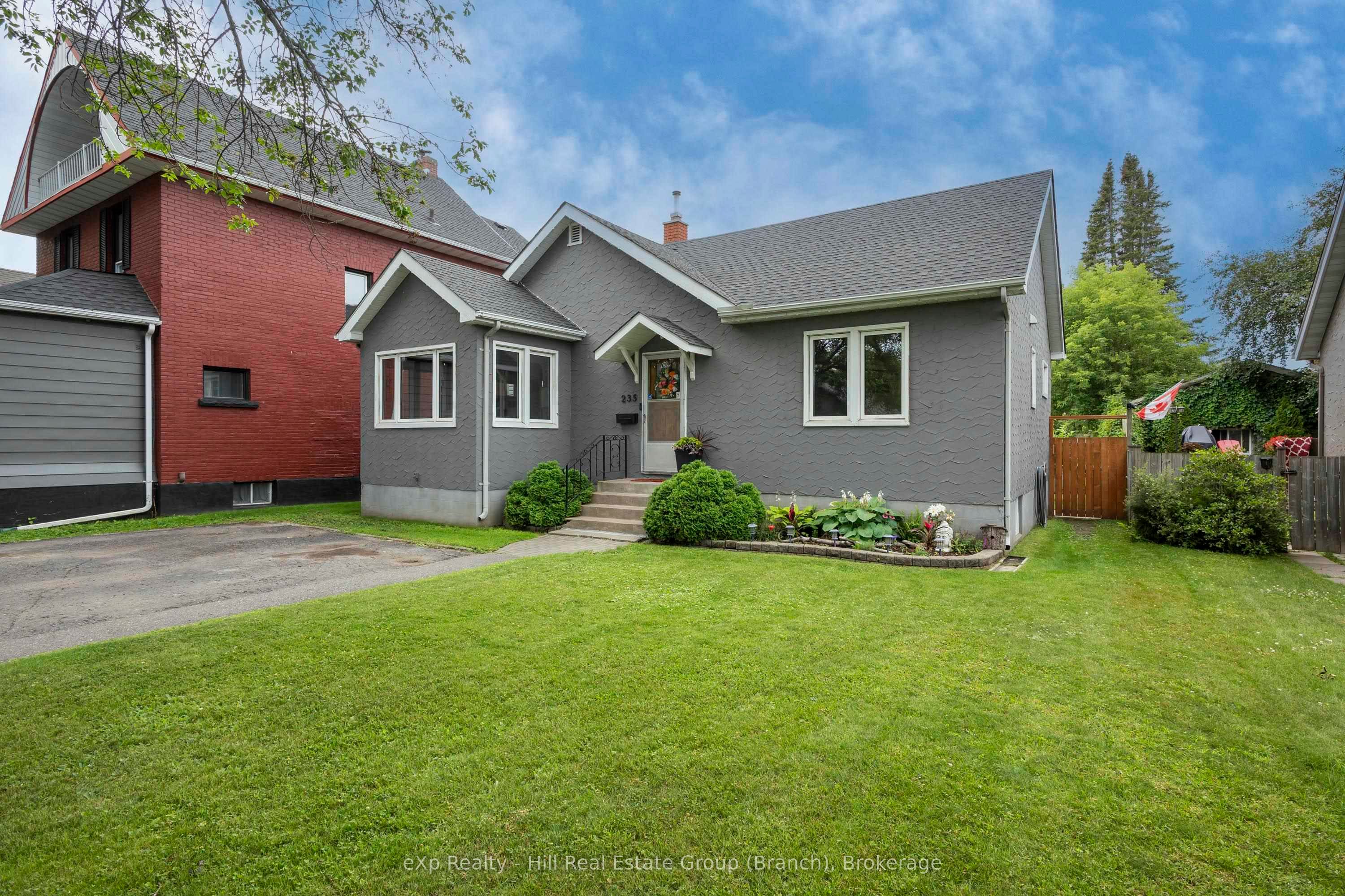 235 Franklin Street N, Thunder Bay, ON P7C 4J1 photo 3