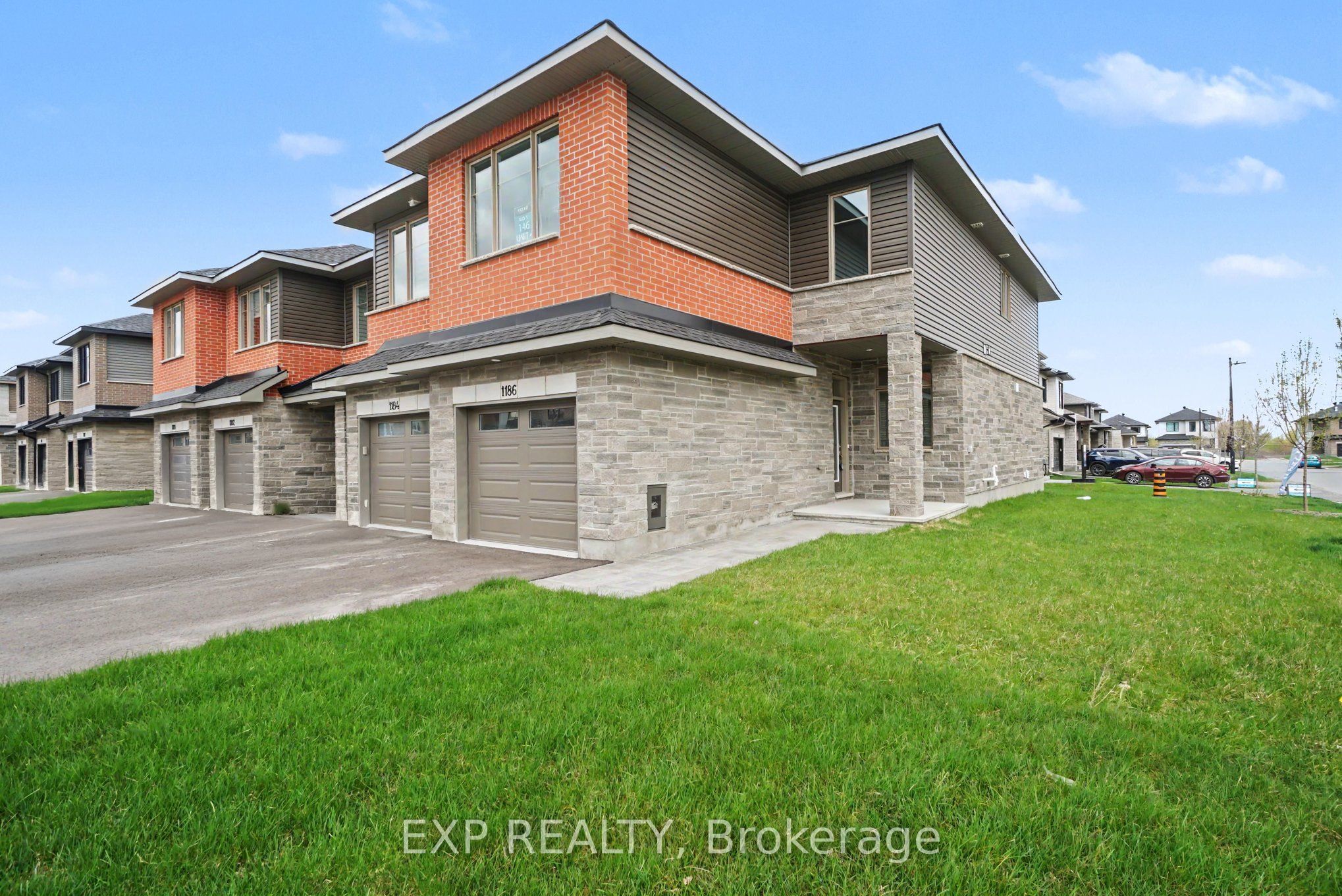 1186 Cope Drive, Stittsville - Munster - Richmond, ON K2S 3C4 photo 2