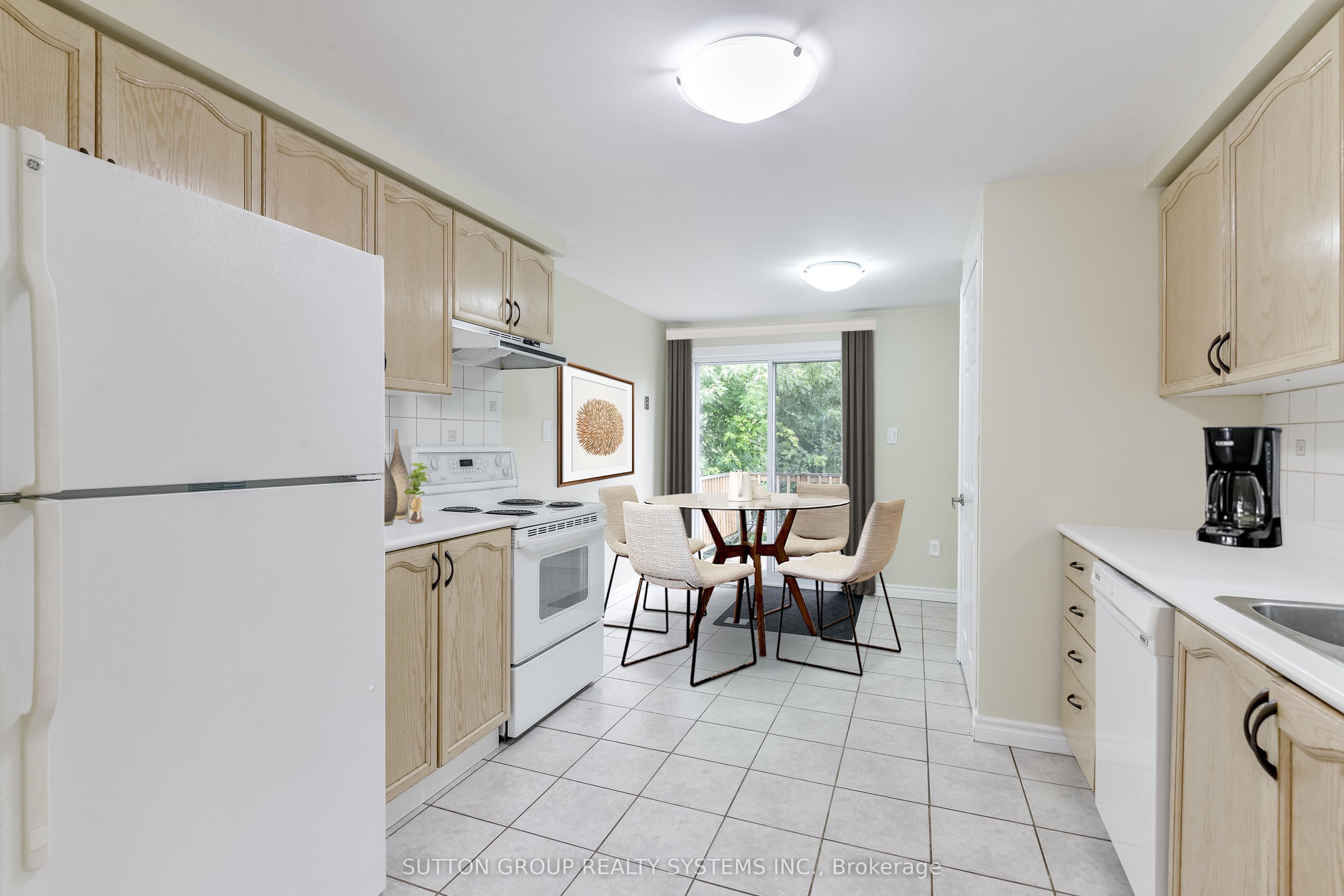 36 Enfield Drive Upper, Cambridge, ON N1P 1A5 photo 4