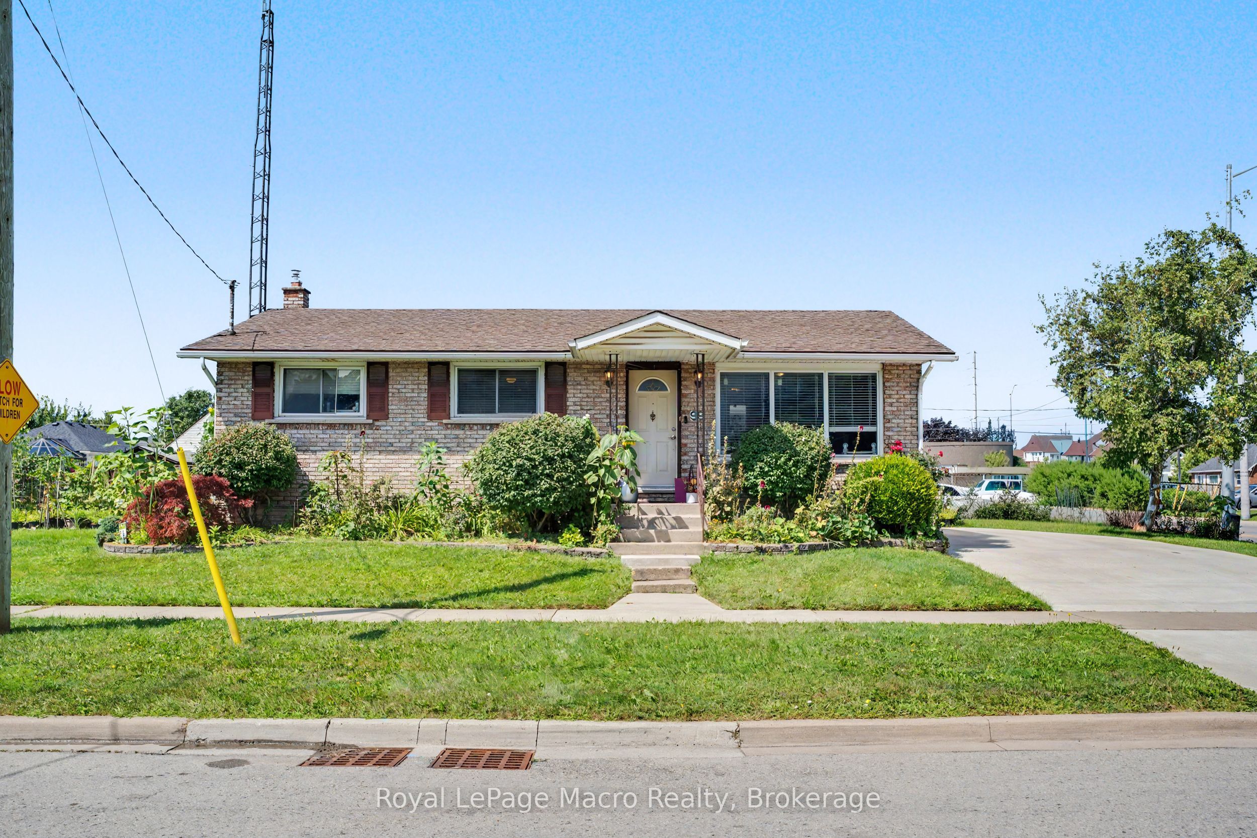 99 MARTINDALE Road, St. Catharines, ON L2S 2Y7 photo 3