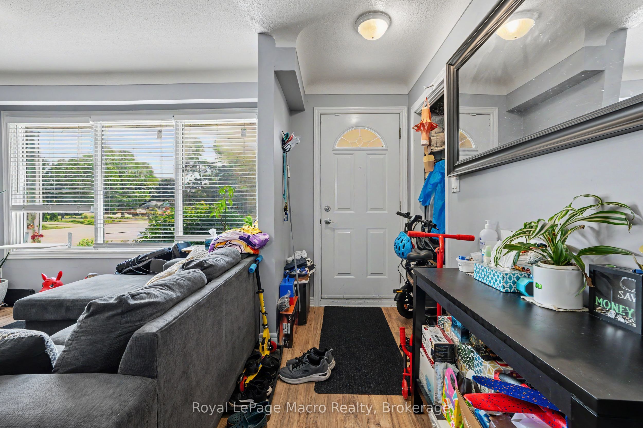 99 MARTINDALE Road, St. Catharines, ON L2S 2Y7 photo 5