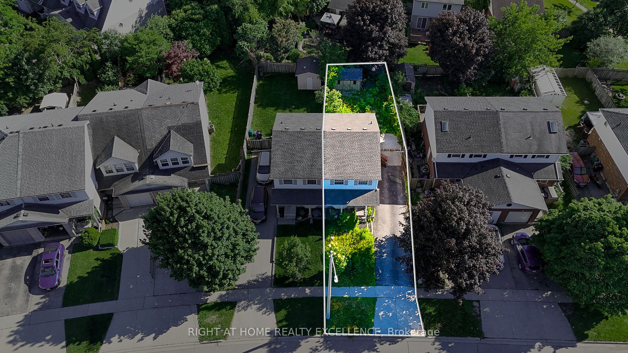1007 ELGIN Street N, Cambridge, ON N1R 8J4 photo 2