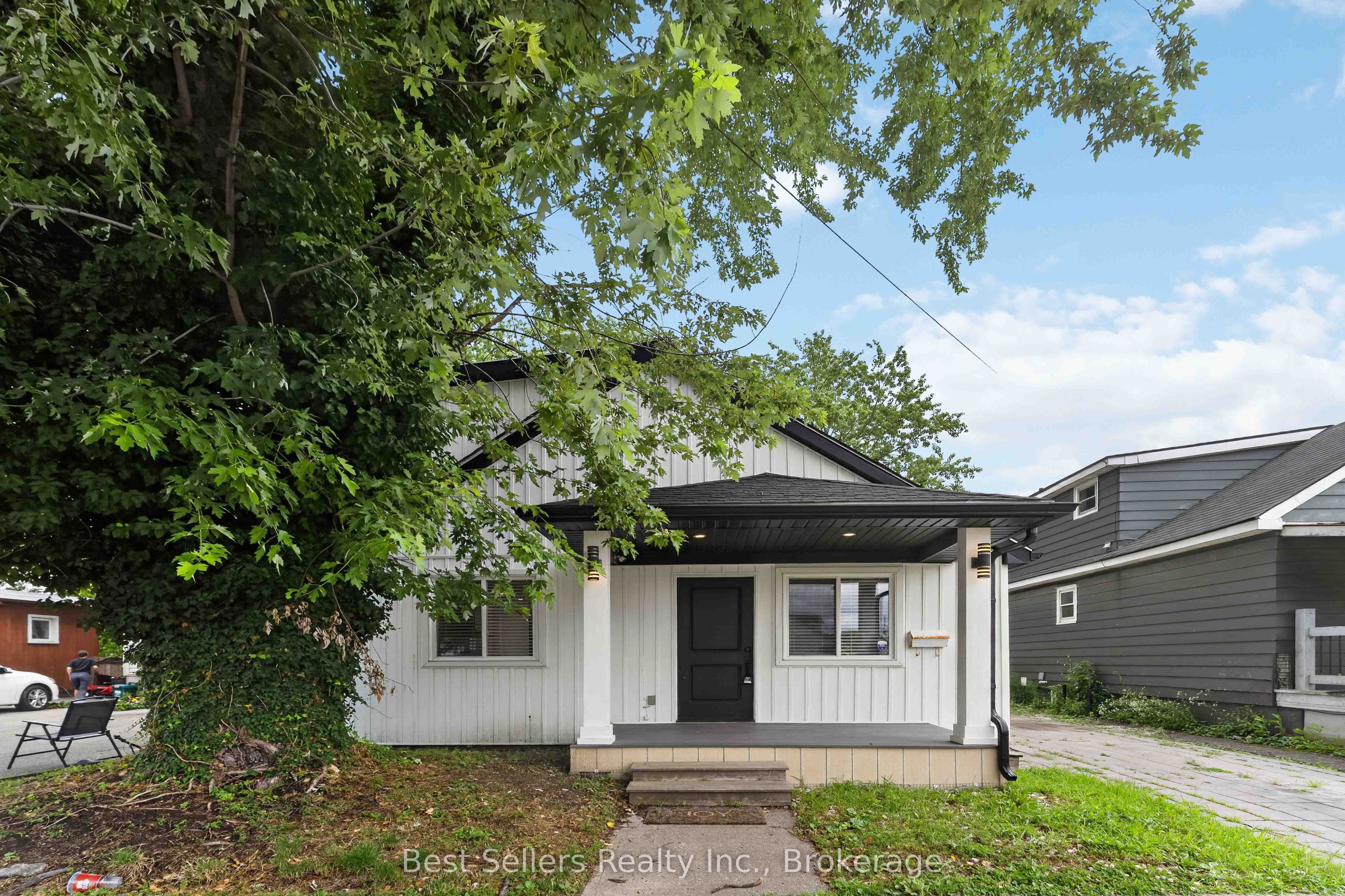 85 PELHAM Road, St. Catharines, ON L2S 1S3