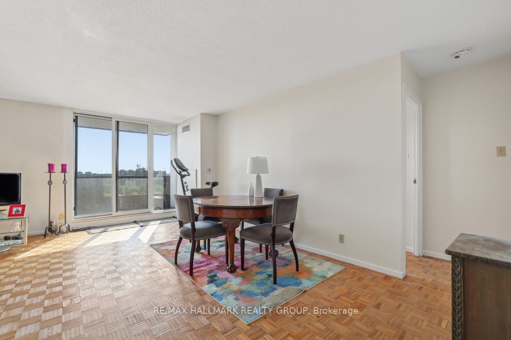 2951 Riverside Drive 801, Billings Bridge - Riverside Park and Area, ON K1V 8W6 photo 4