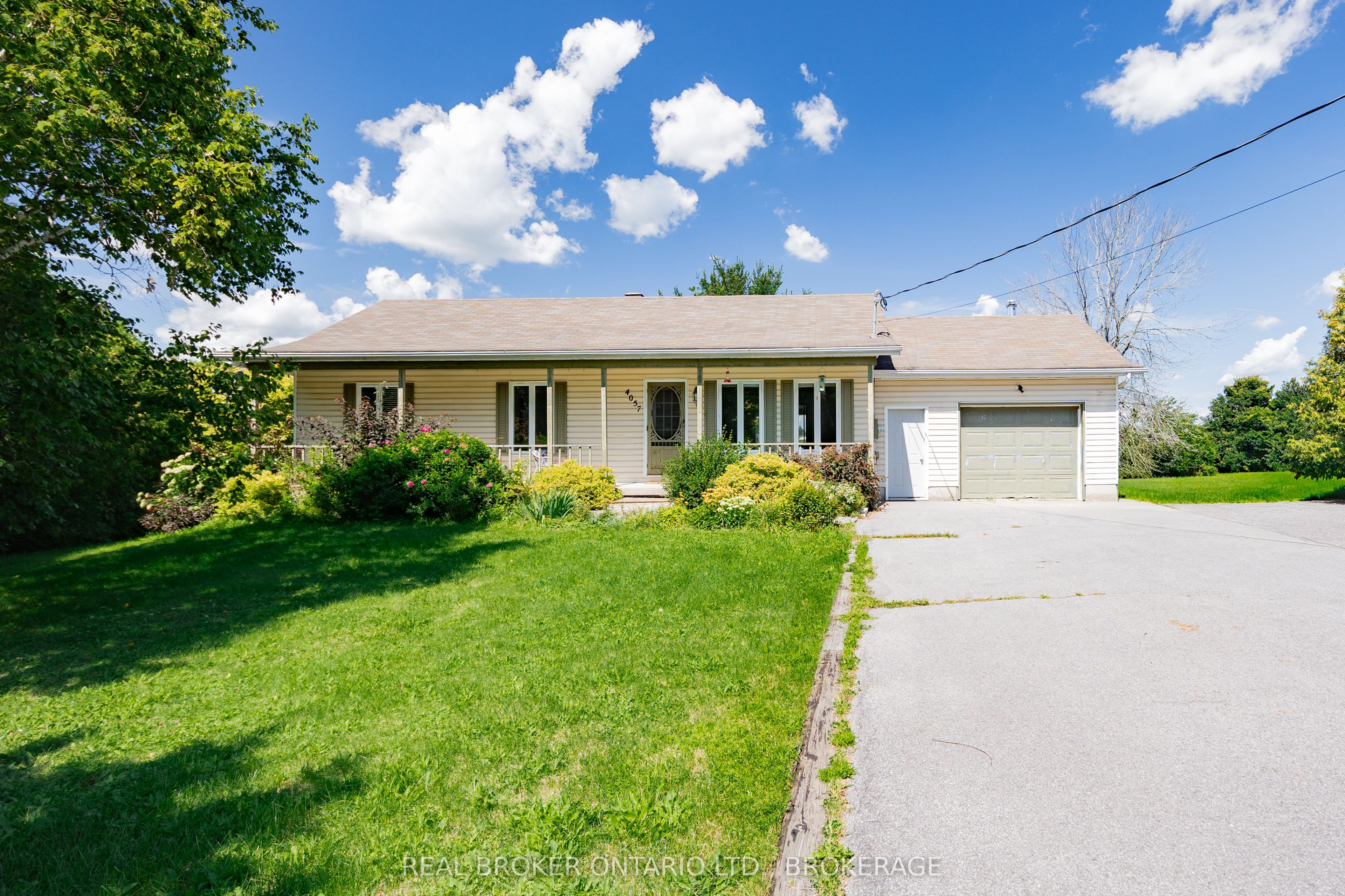 4057 LEFEBVRE Street, South Glengarry, ON K0C 1L0