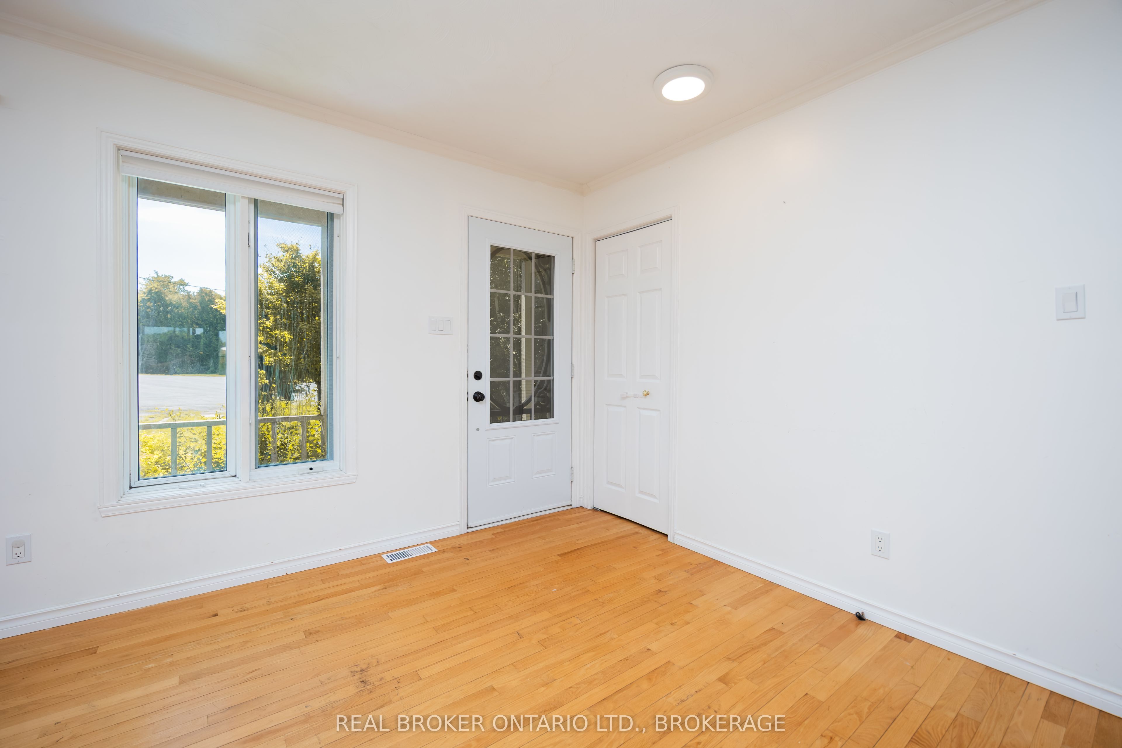4057 LEFEBVRE Street, South Glengarry, ON K0C 1L0 photo 4
