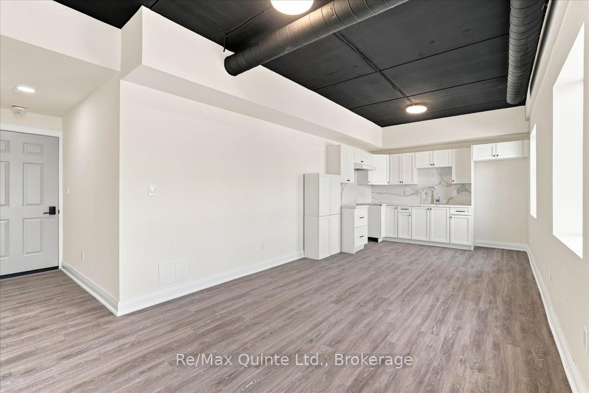 445 Centre Street N C, Greater Napanee, ON K7R 3S4