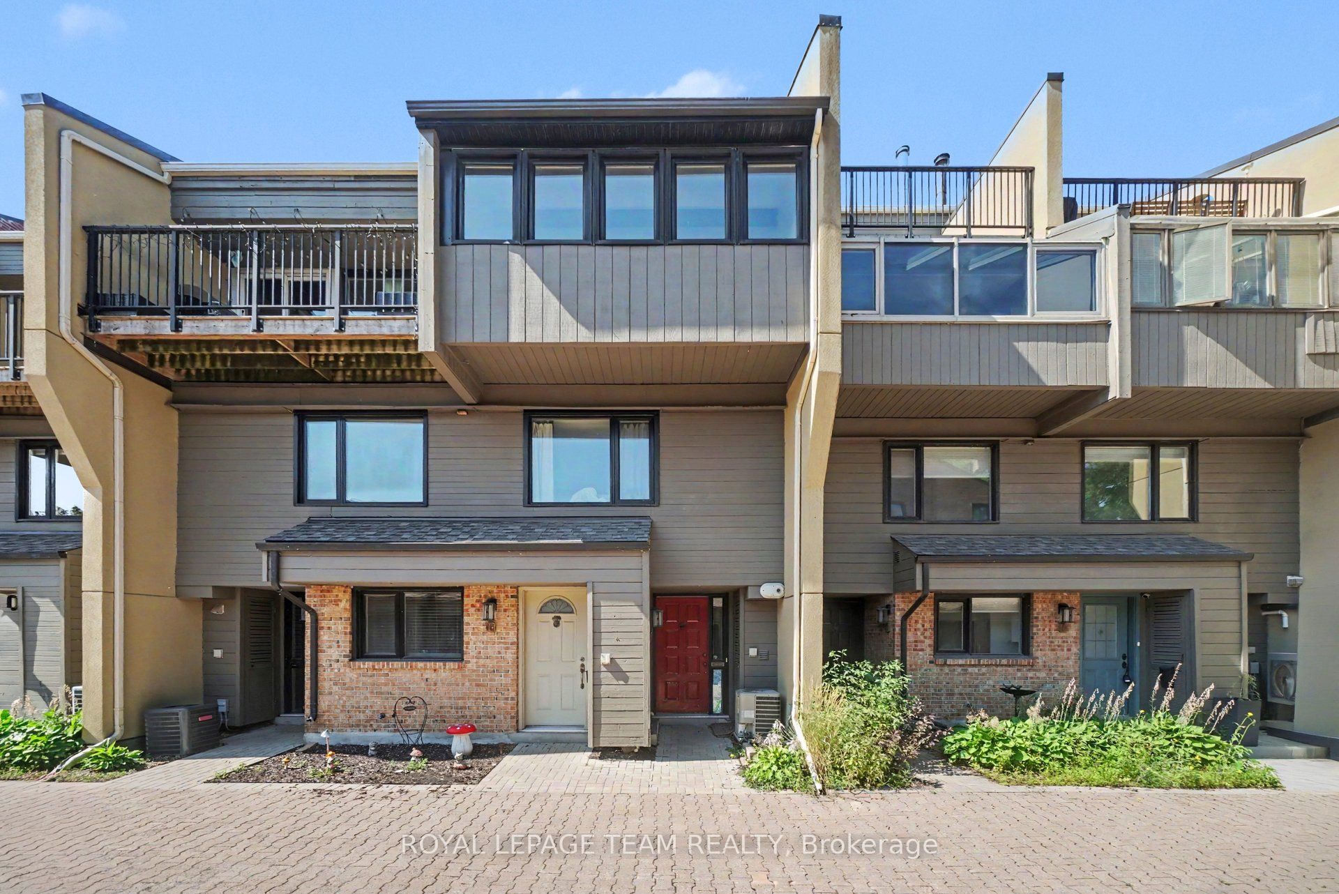 290 CATHCART Street 14, Lower Town - Sandy Hill, ON K1N 5C4