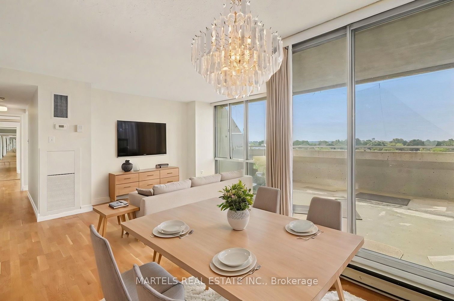 530 Laurier Avenue W 904, Ottawa Centre, ON K1R 7T1 photo 5