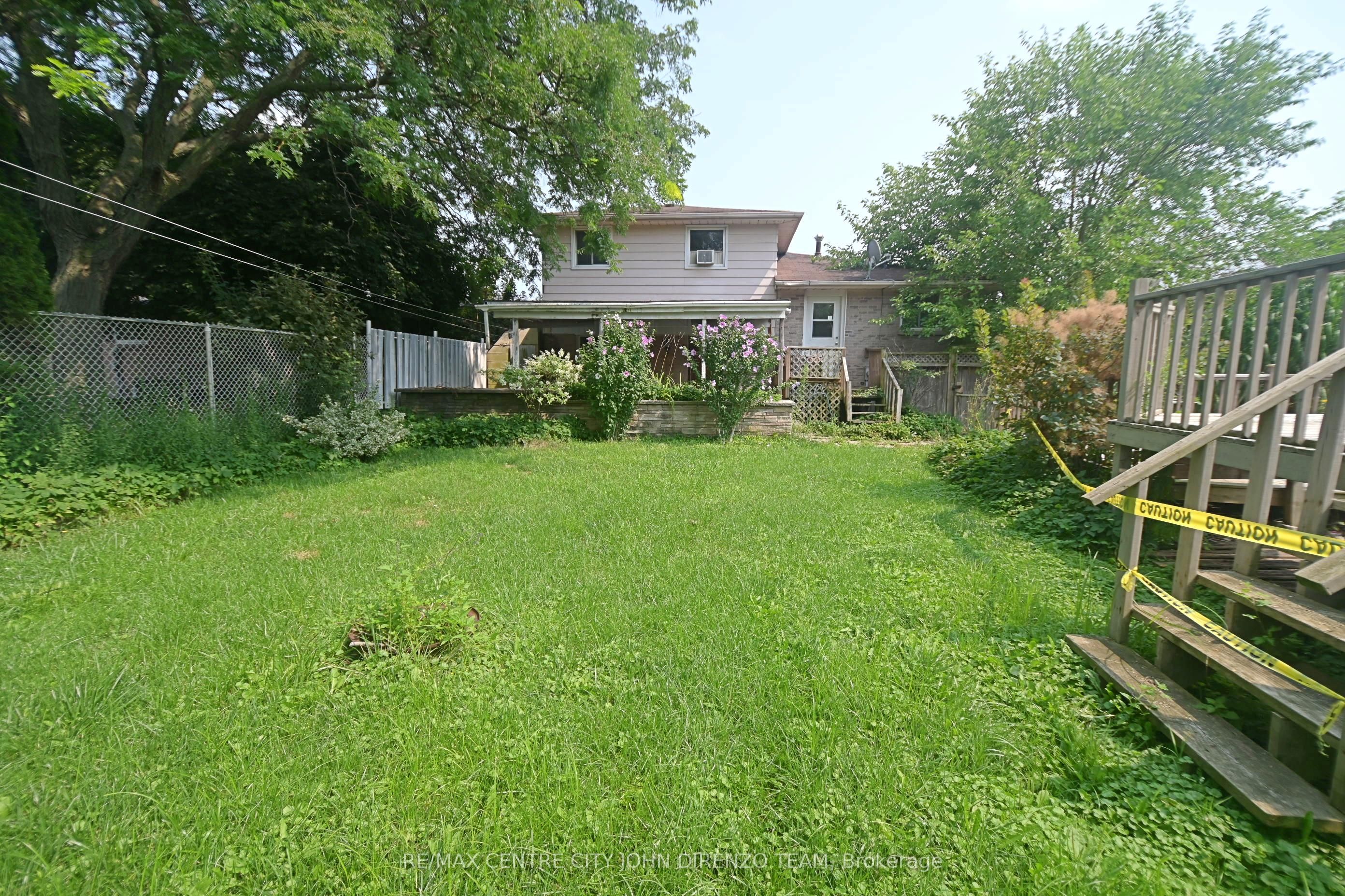 83 Confederation Drive, St. Thomas, ON N5P 3Y2 photo 2