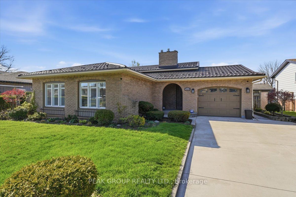 7402 Westfield Drive, Niagara Falls, ON L2J 3V8 photo 3