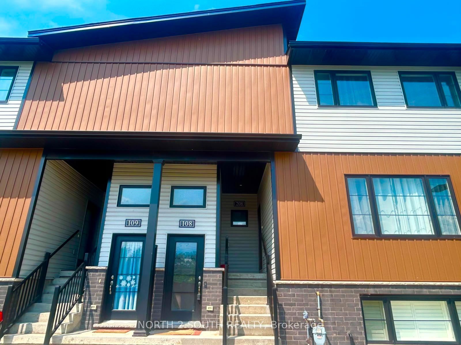 6591 Montrose Road 108, Niagara Falls, ON L2H 1M3 photo 2