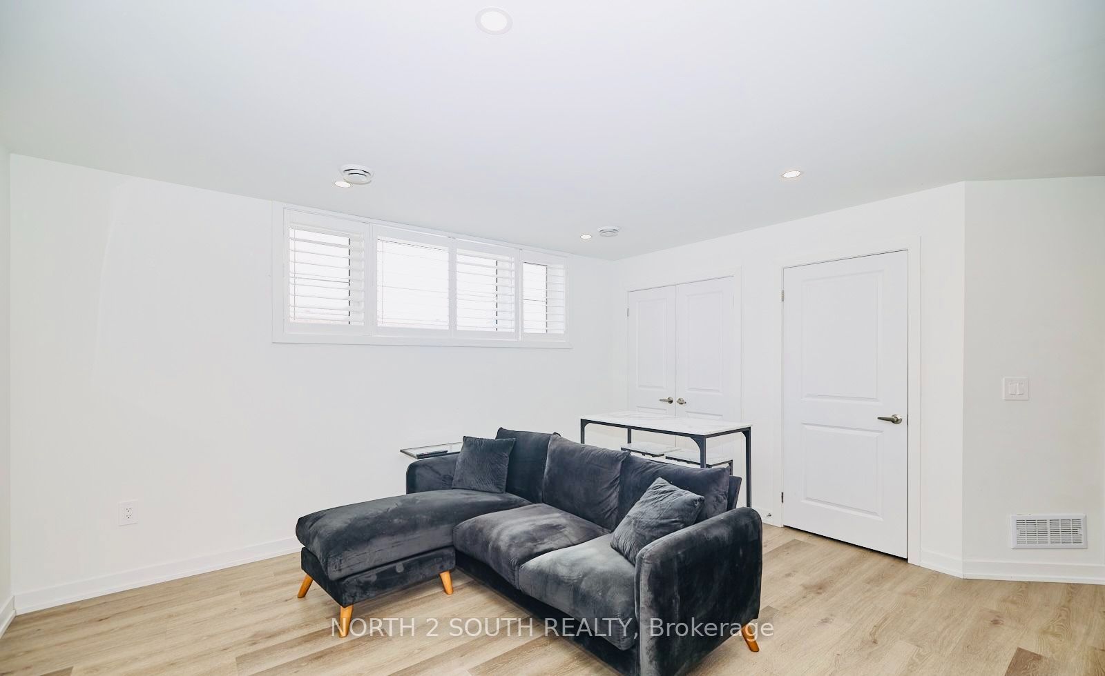 6591 Montrose Road 108, Niagara Falls, ON L2H 1M3 photo 4