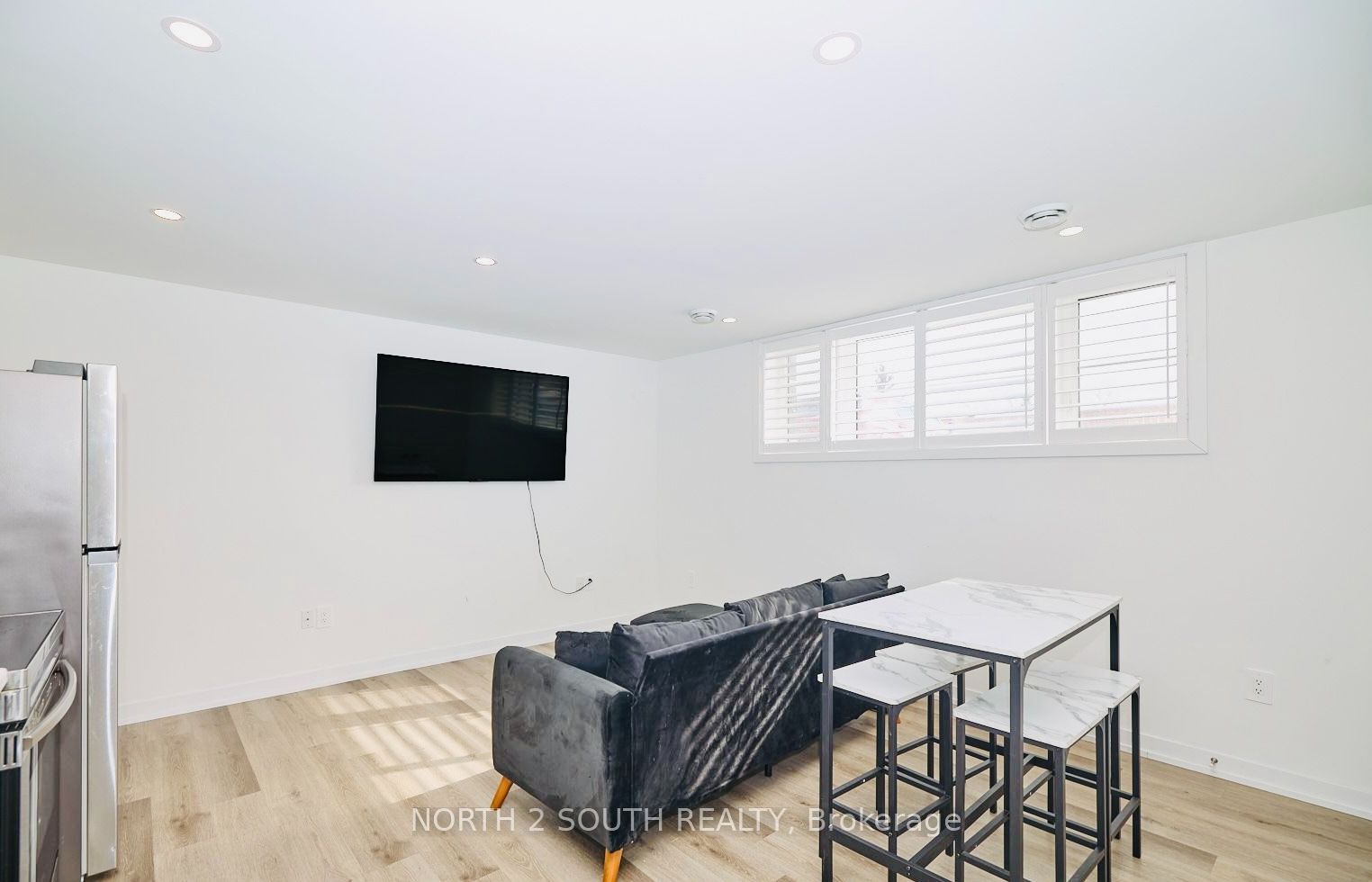 6591 Montrose Road 108, Niagara Falls, ON L2H 1M3 photo 5