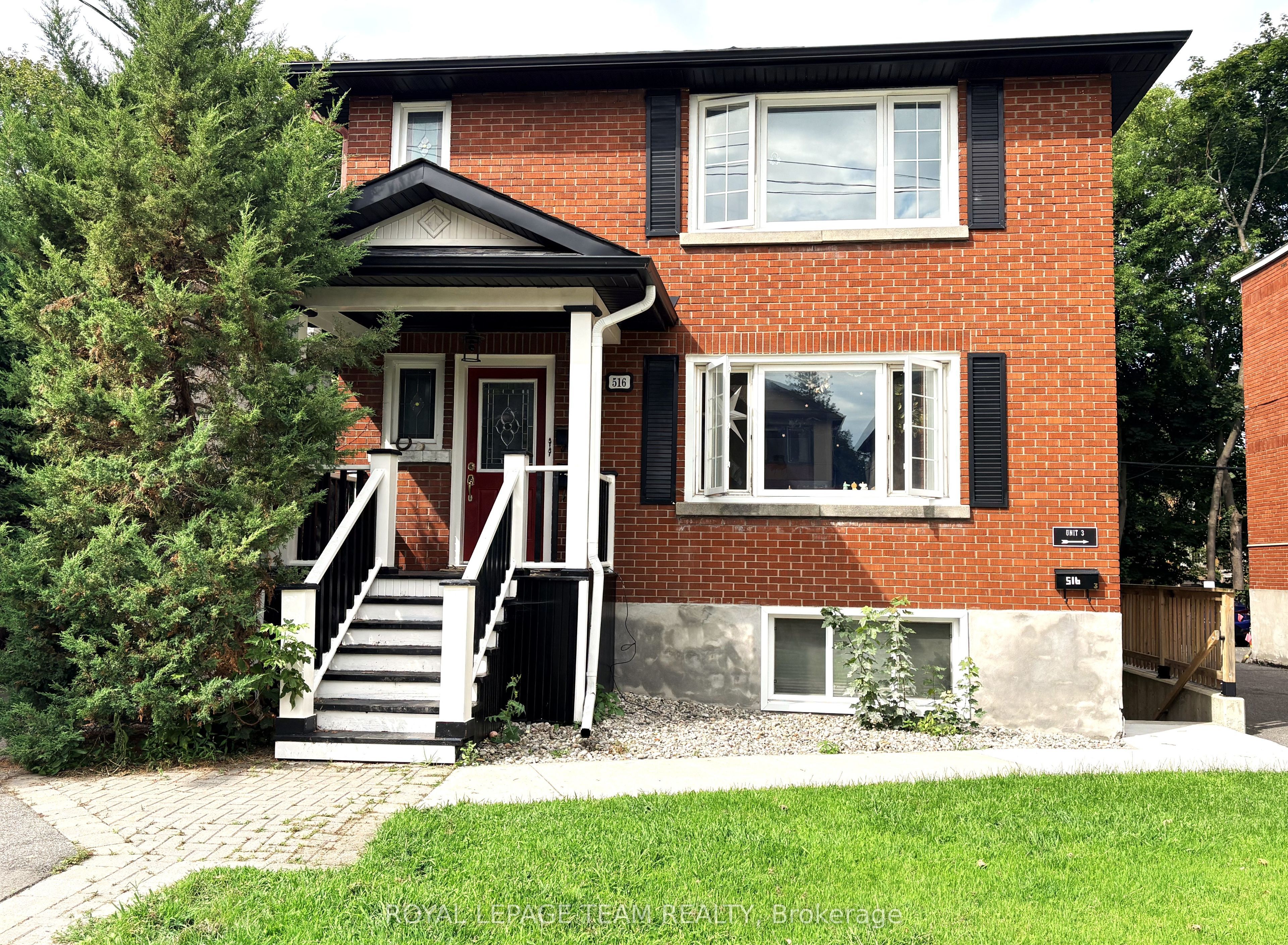 516 Athlone Avenue 2, Westboro - Hampton Park, ON K1Z 5M8