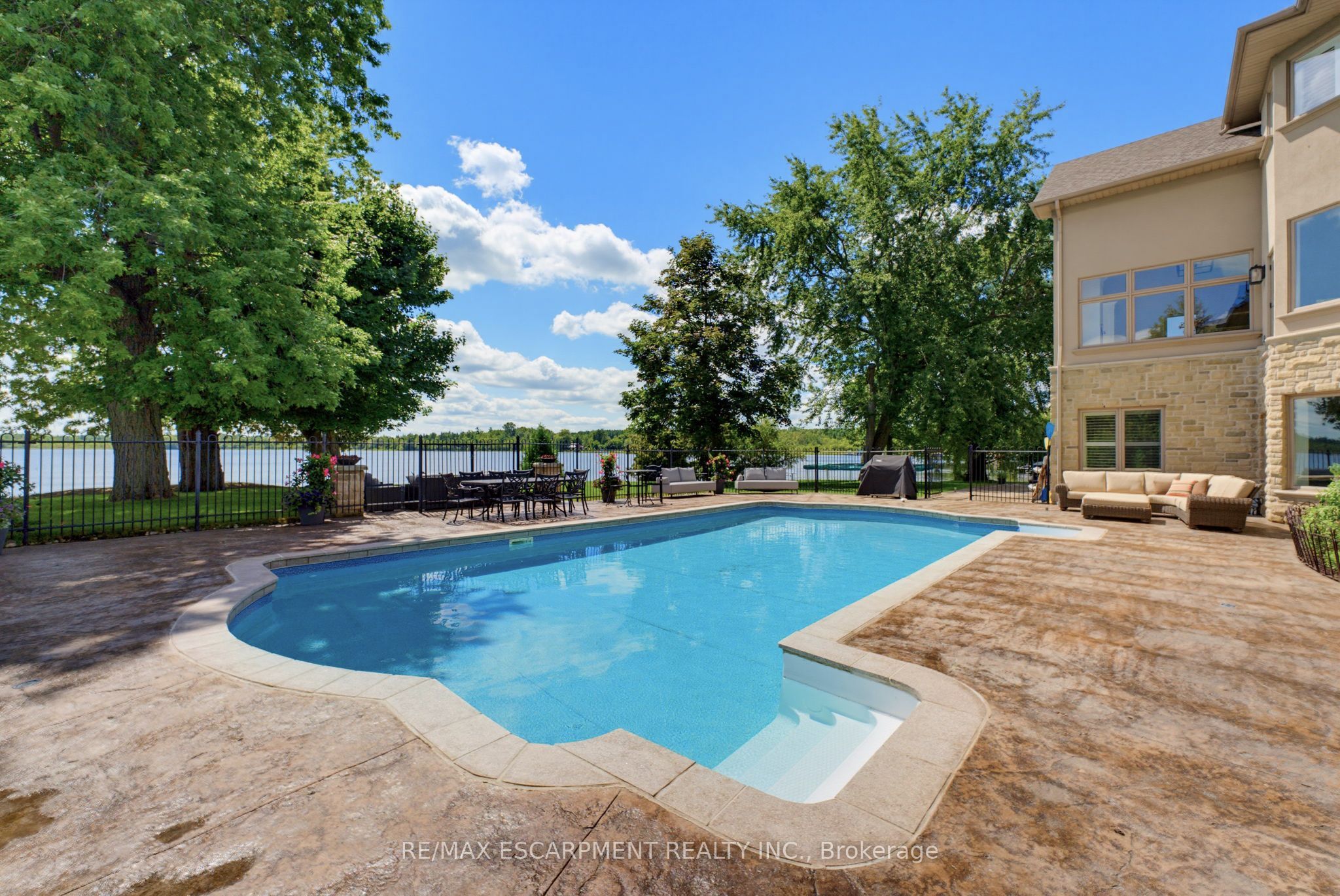 46 Sandy Shore Boulevard, Puslinch, ON N3C 2V4 photo 3