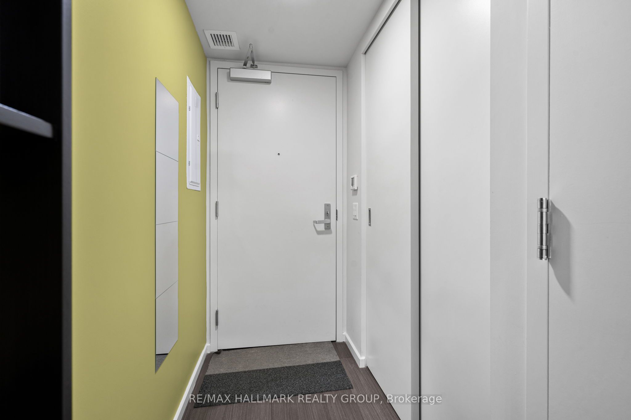 105 Champagne Avenue S 615, Dows Lake - Civic Hospital and Area, ON K1S 5E5 photo 5