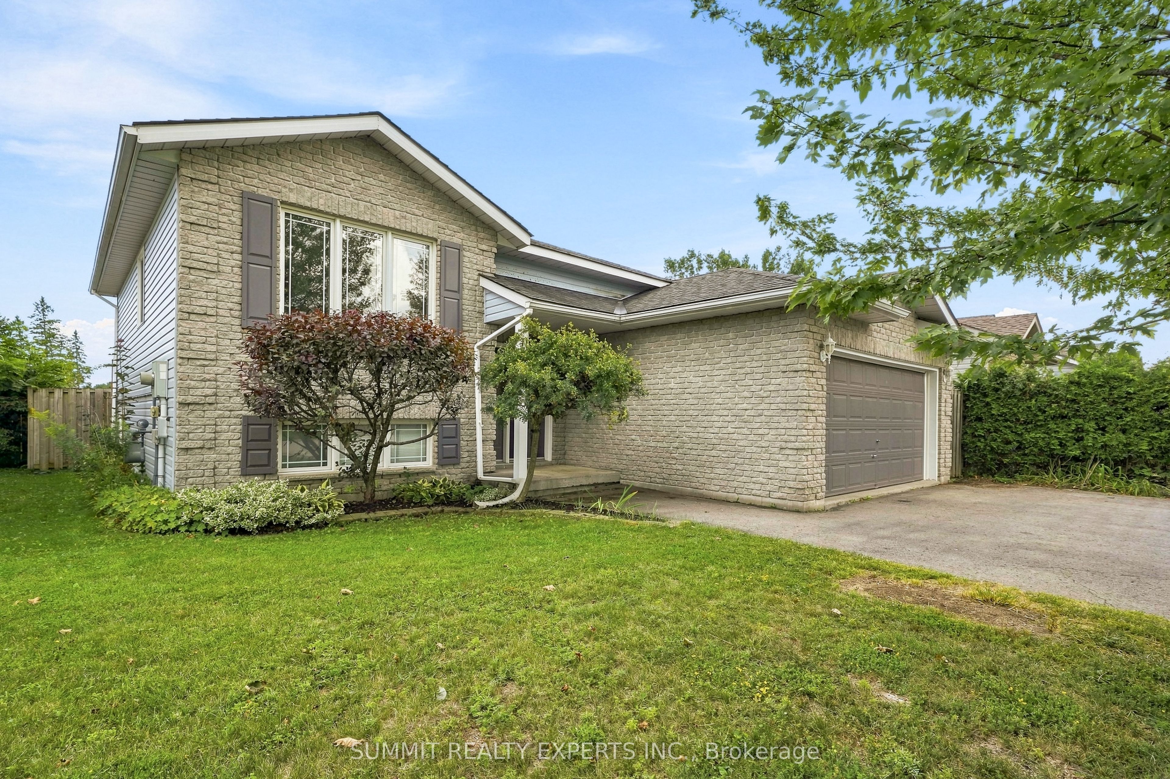 11 LIDDLE Lane, Belleville, ON K8N 5Y3