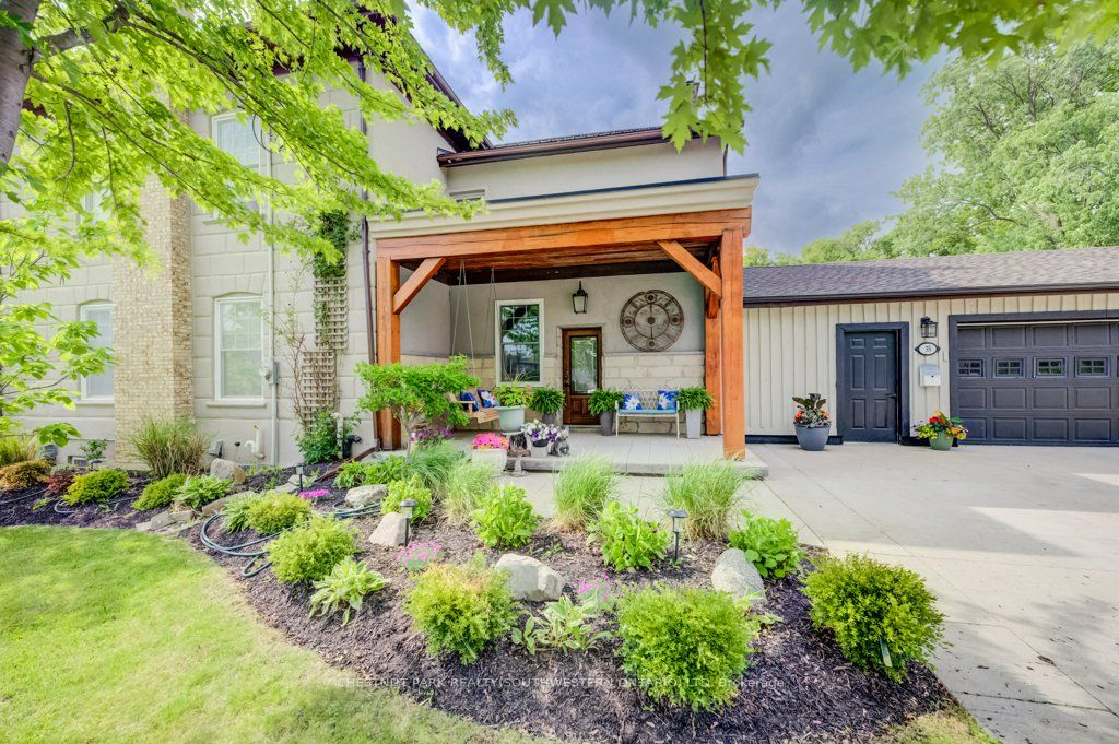 35 Schweitzer Street, Kitchener, ON N2K 1B5 photo 2