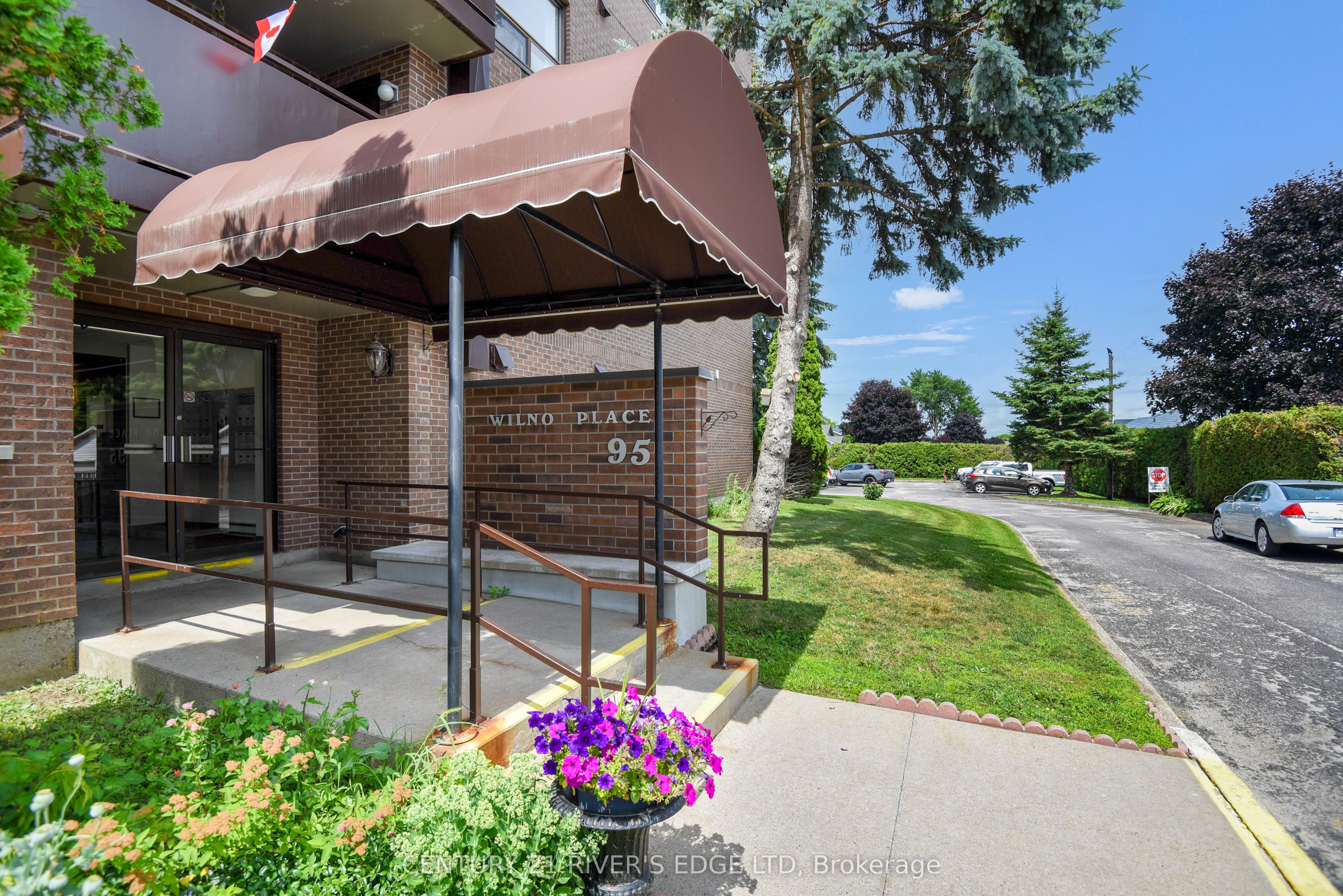 95 Windsor Drive 505, Brockville, ON K6V 3H7 photo 2