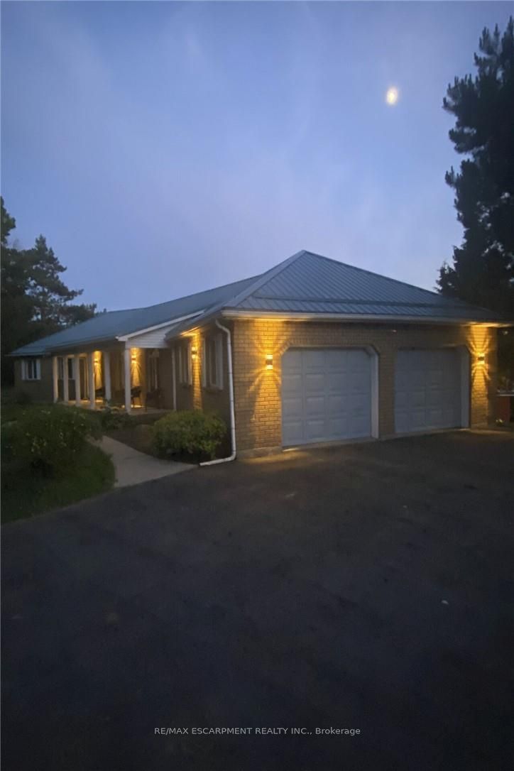 7011 Dickenson Road E, Hamilton, ON L0R 1W0 photo 5