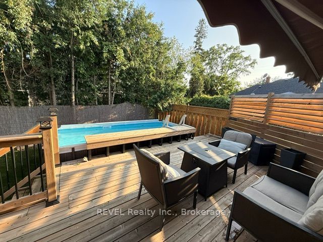190 Carlton Street, St. Catharines, ON L2R 1S4 photo 2