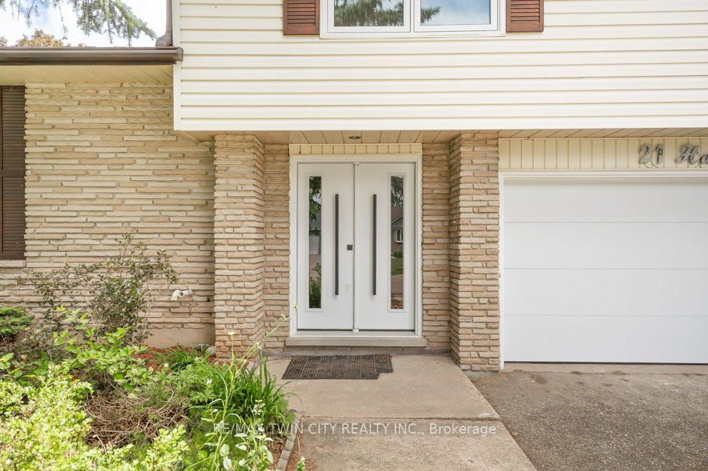 21 Halliwell Drive, Kitchener, ON N2B 2M5 photo 3