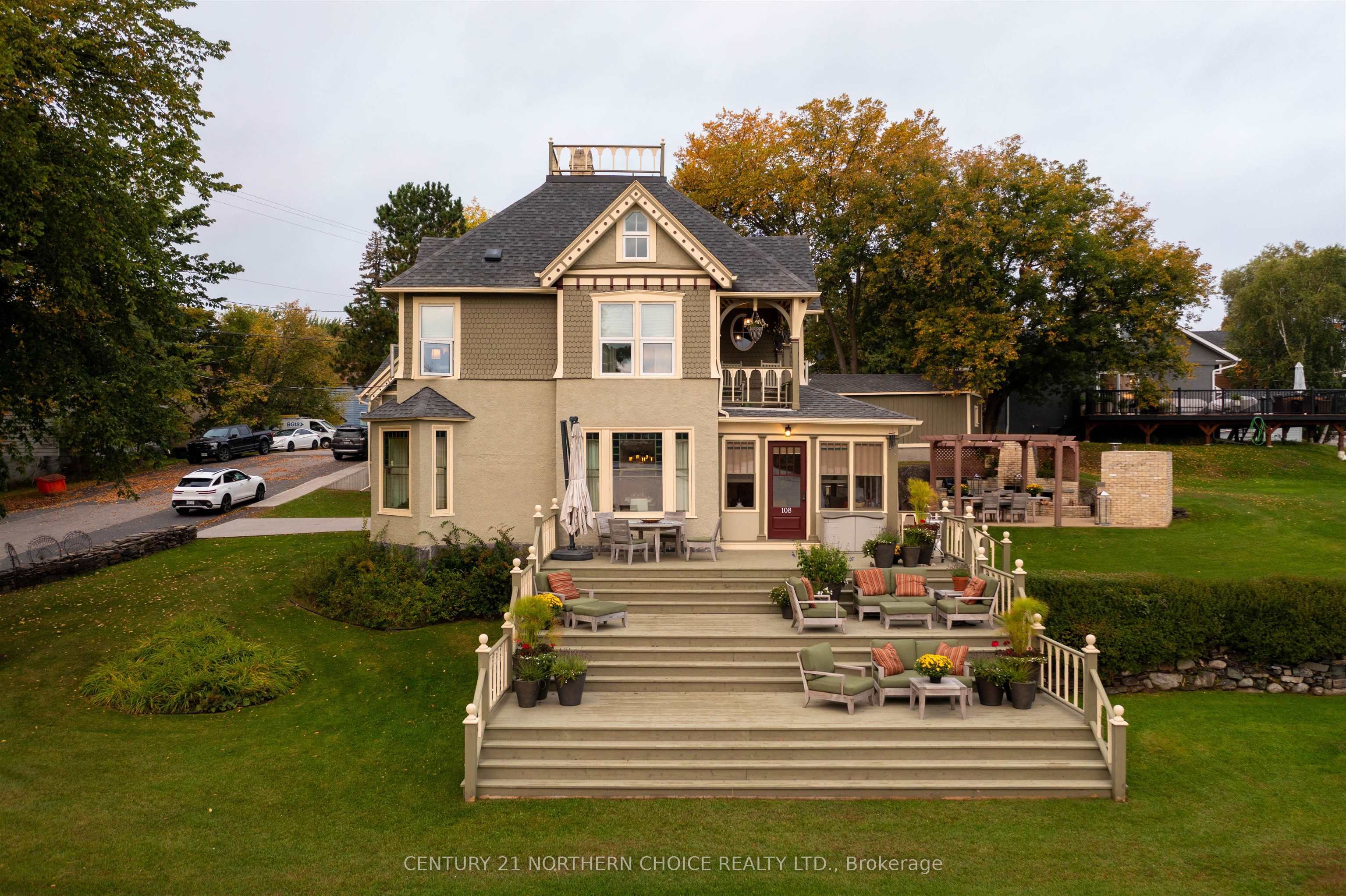 108 Ottawa Street, Kenora, ON P0X 1C0