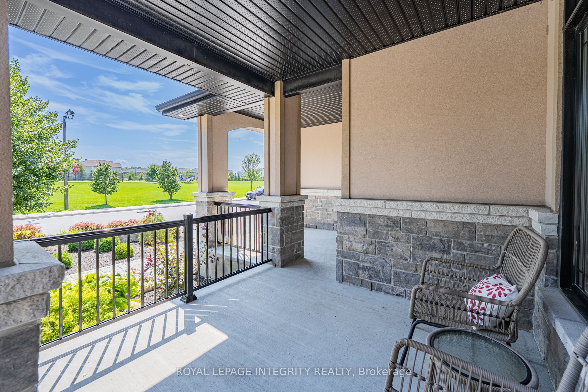 176 ESCARPMENT Crescent, Kanata, ON K2T 0L7 photo 3
