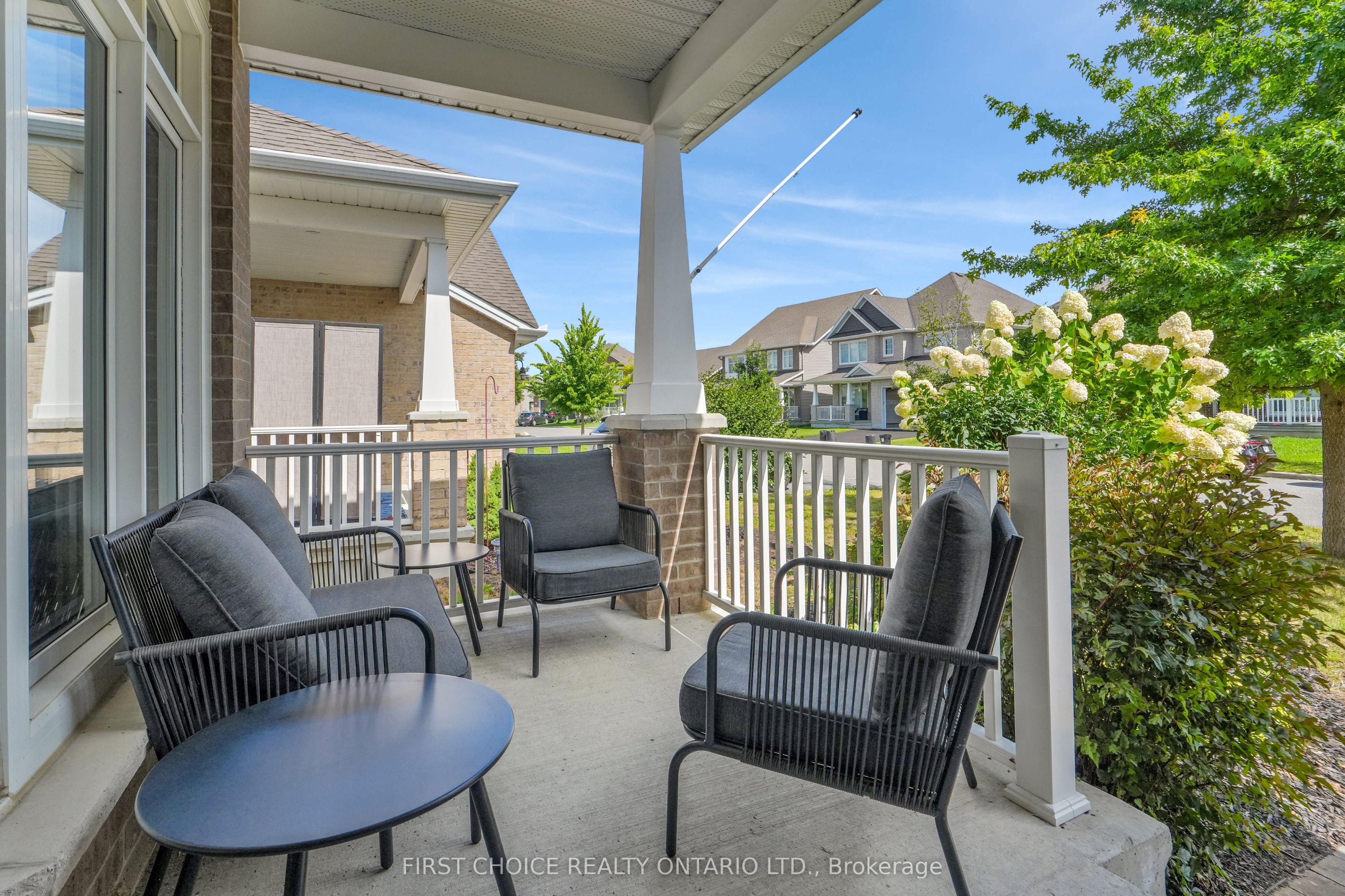 550 Silverbell Crescent, Blossom Park - Airport and Area, ON K1T 0P1 photo 4
