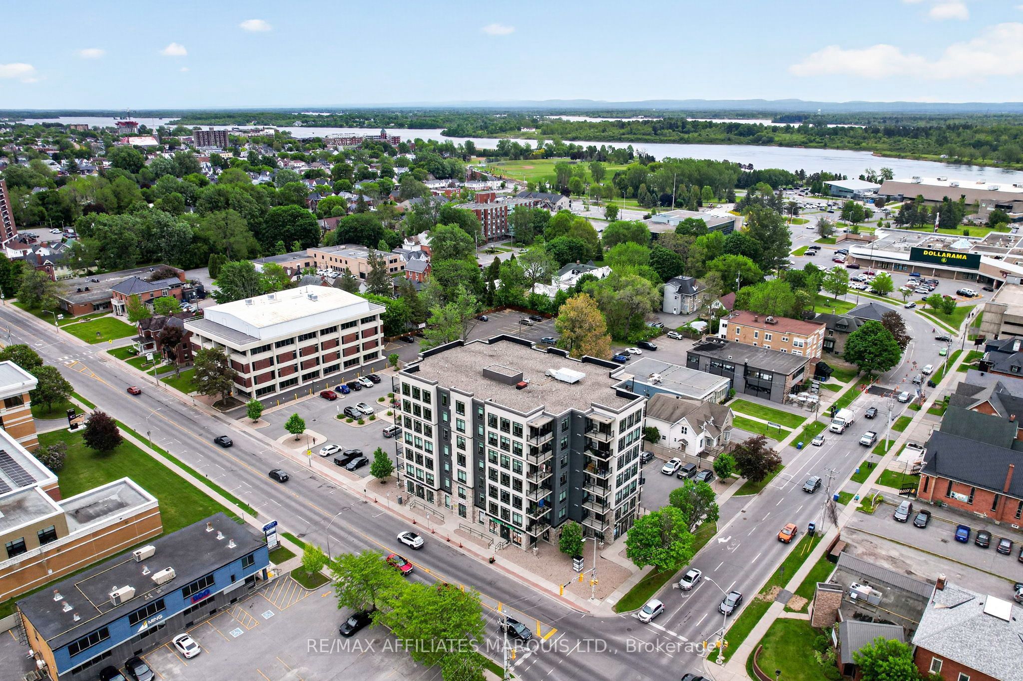 108 Second Street E 200, Cornwall, ON K6H 3H1 photo 2