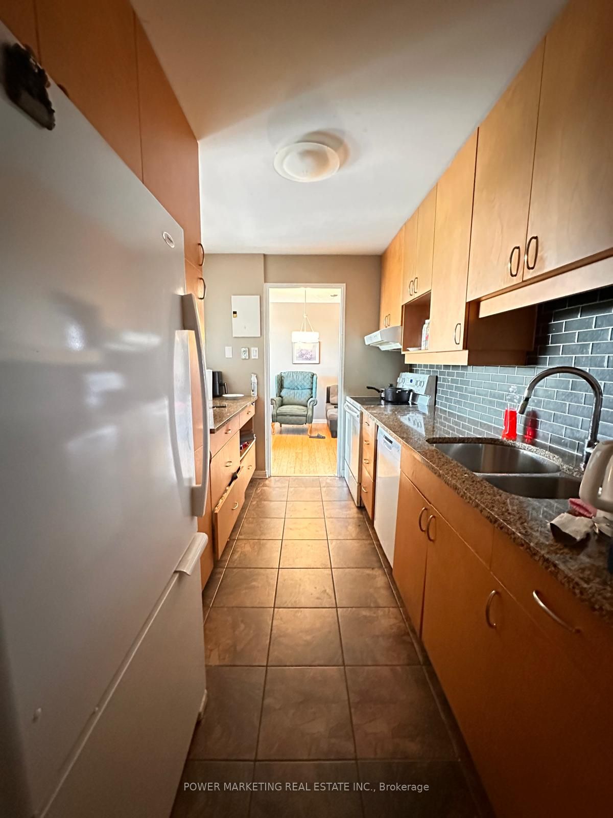 1025 RICHMOND Road 907, Woodroffe, ON K2B 8G8 photo 4