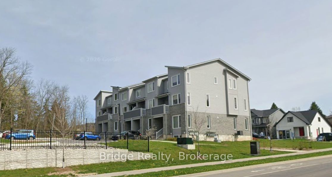 990 Deveron Crescent 11, London South, ON N5Z 5A4
