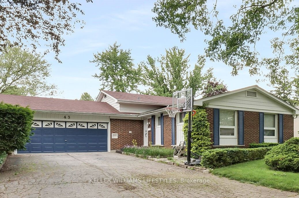 43 FINSBURY Crescent, London North, ON N6G 2B3
