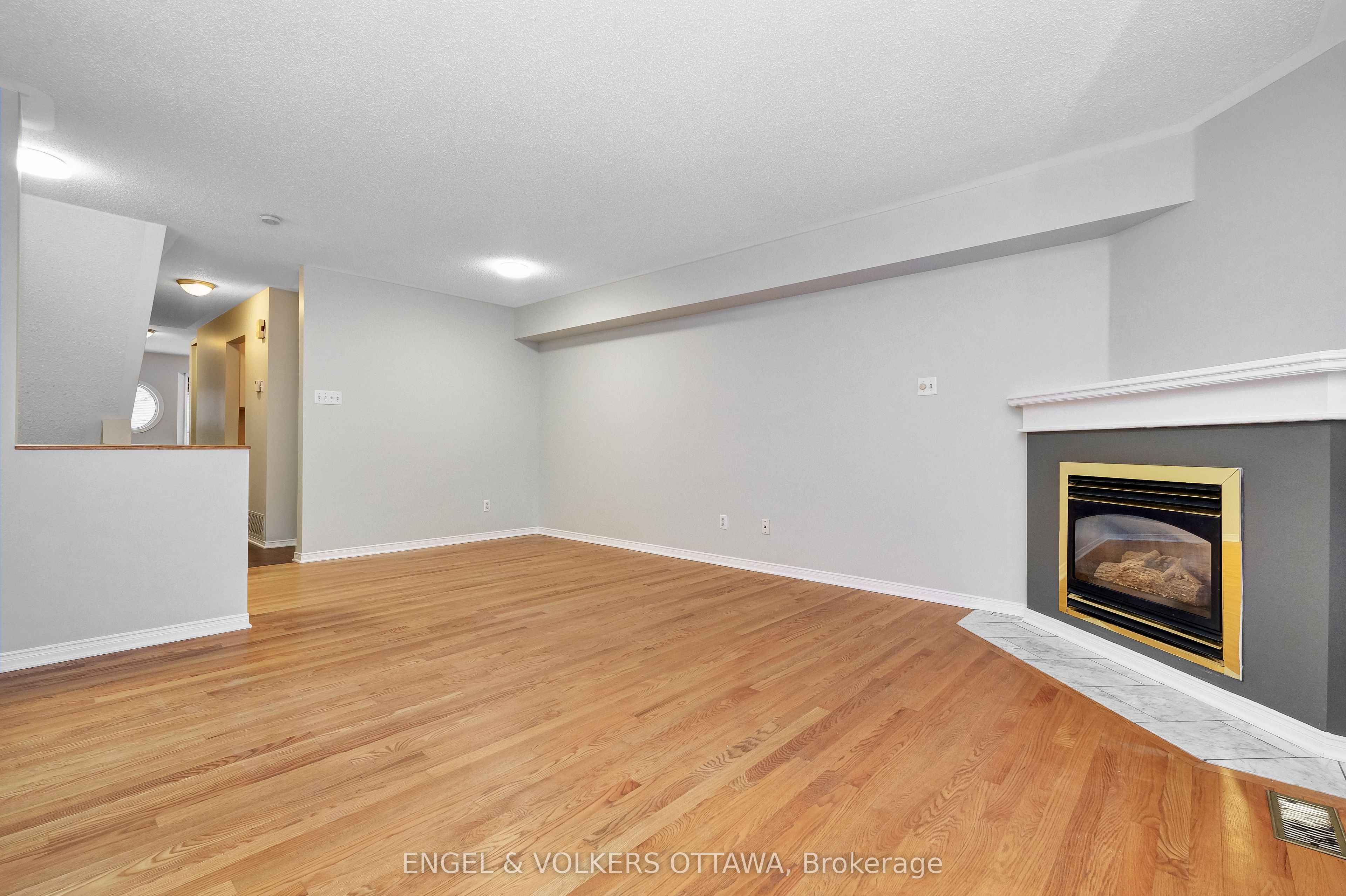 301 NEPEAN Street, Ottawa Centre, ON K1R 5G2 photo 4