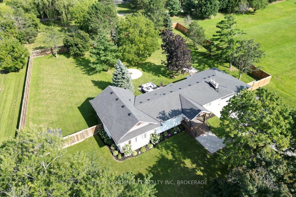 1581 Rice Road, Pelham, ON L0S 1E6