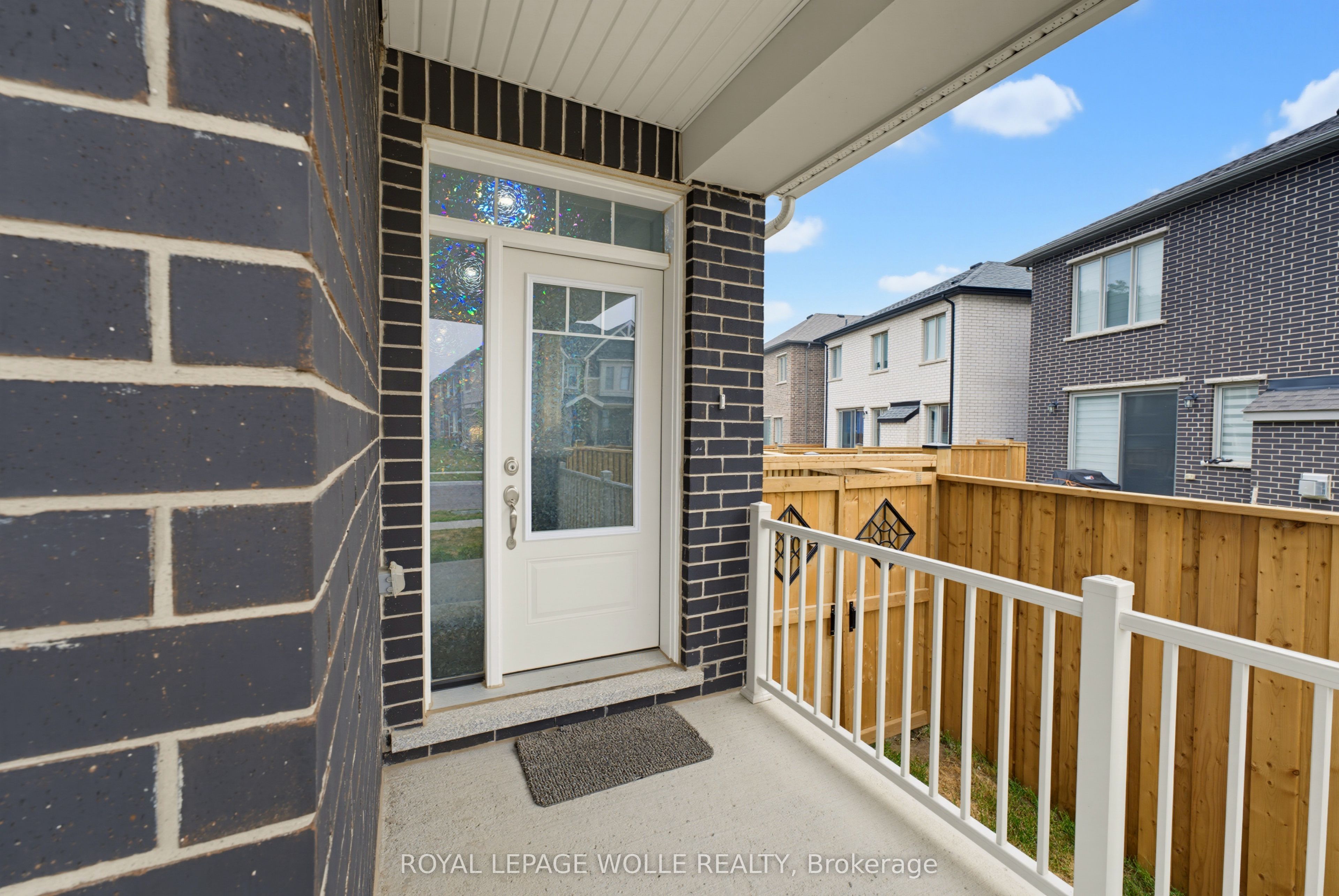 6 Milt Schmidt Street, Kitchener, ON N2R 0T2 photo 4