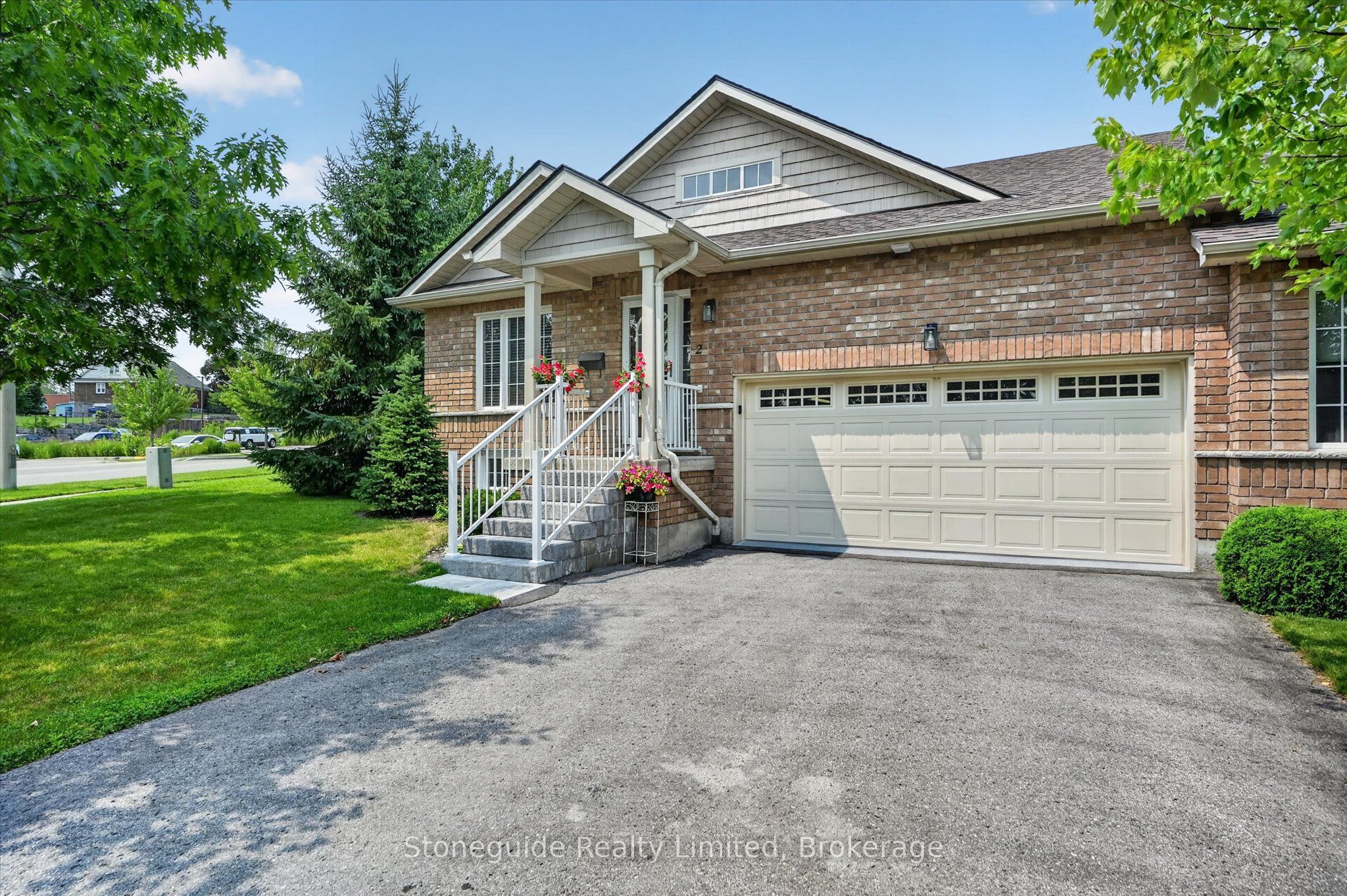 909 Wentworth Street 2, Peterborough, ON K9J 8R7 photo 2