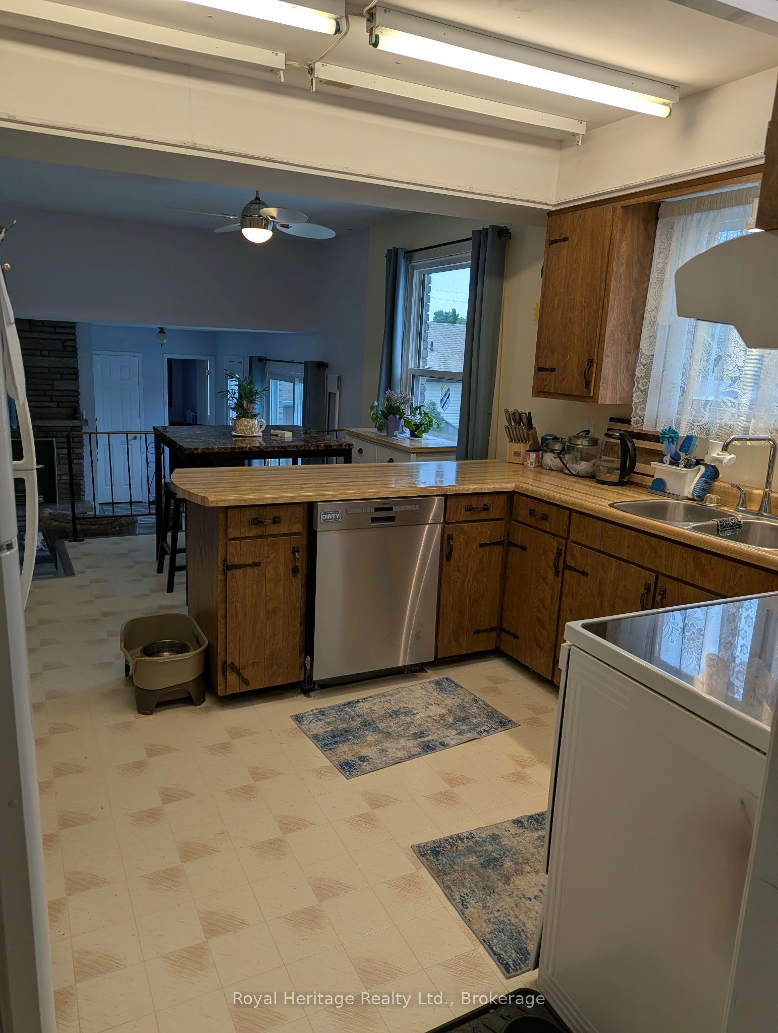 36 RIVERVIEW Road, Kawartha Lakes, ON K9V 1B3 photo 5