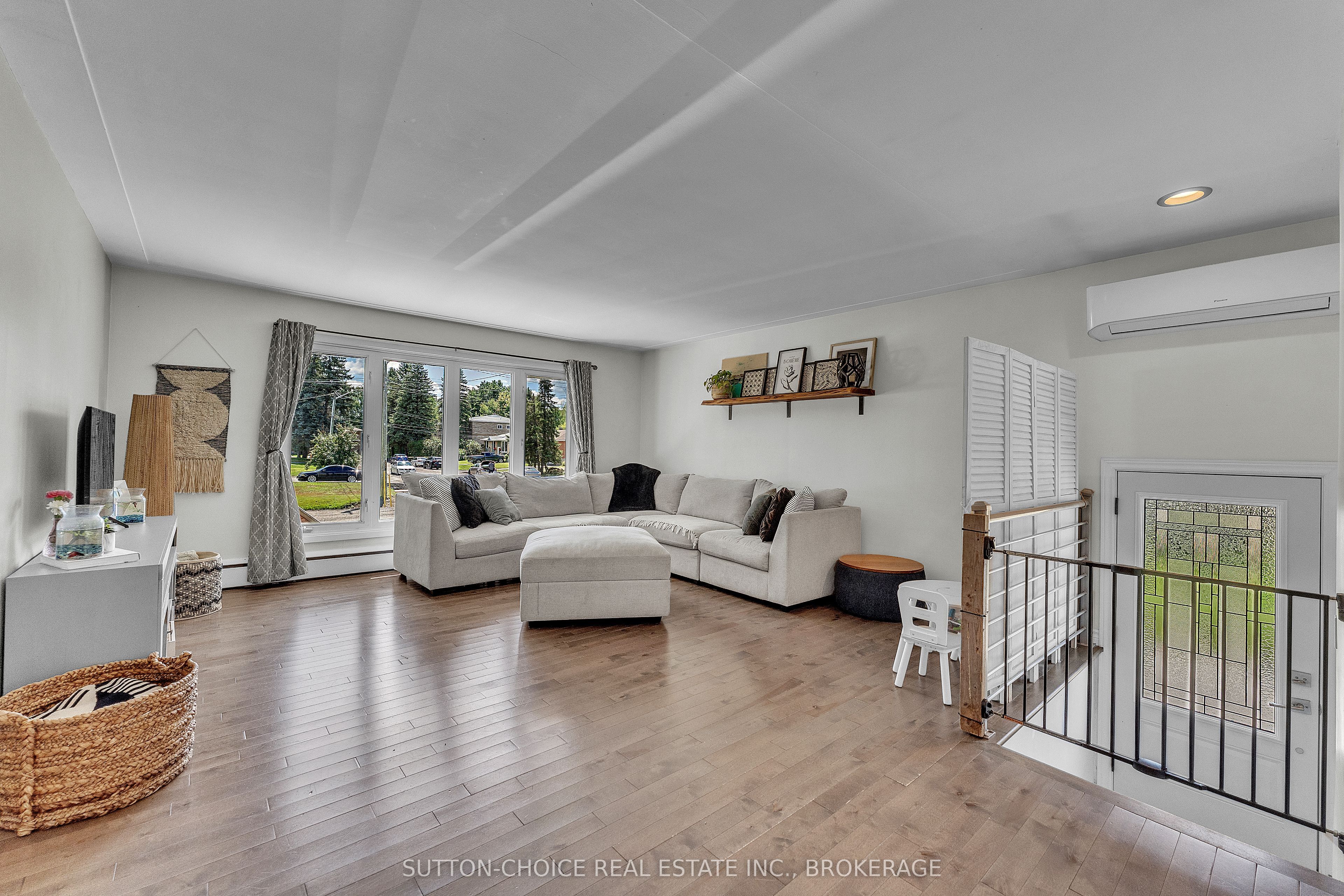 11 Milford Crescent, North Bay, ON P1A 1M4 photo 3
