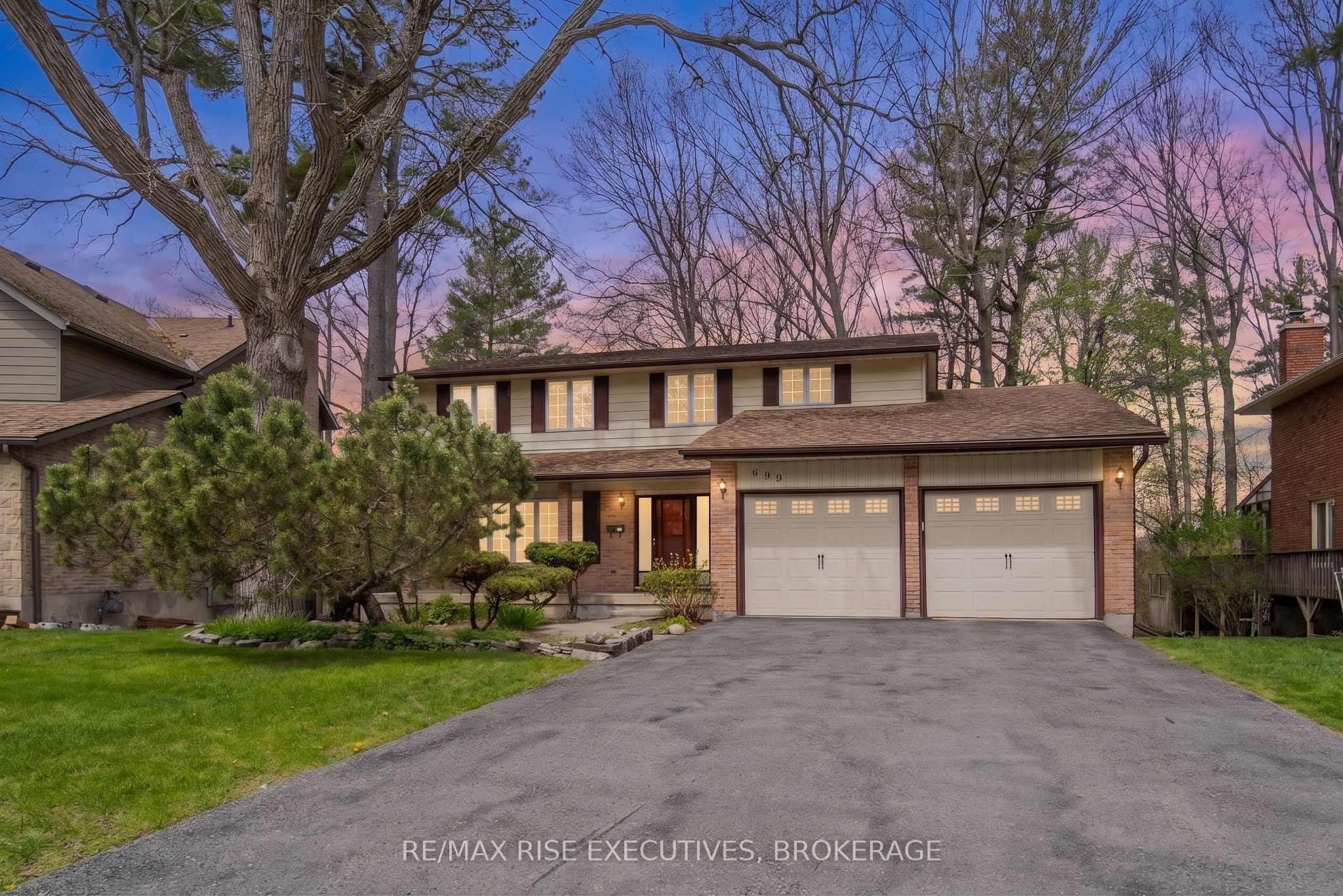 899 Safari Drive, Kingston, ON K7M 6W2