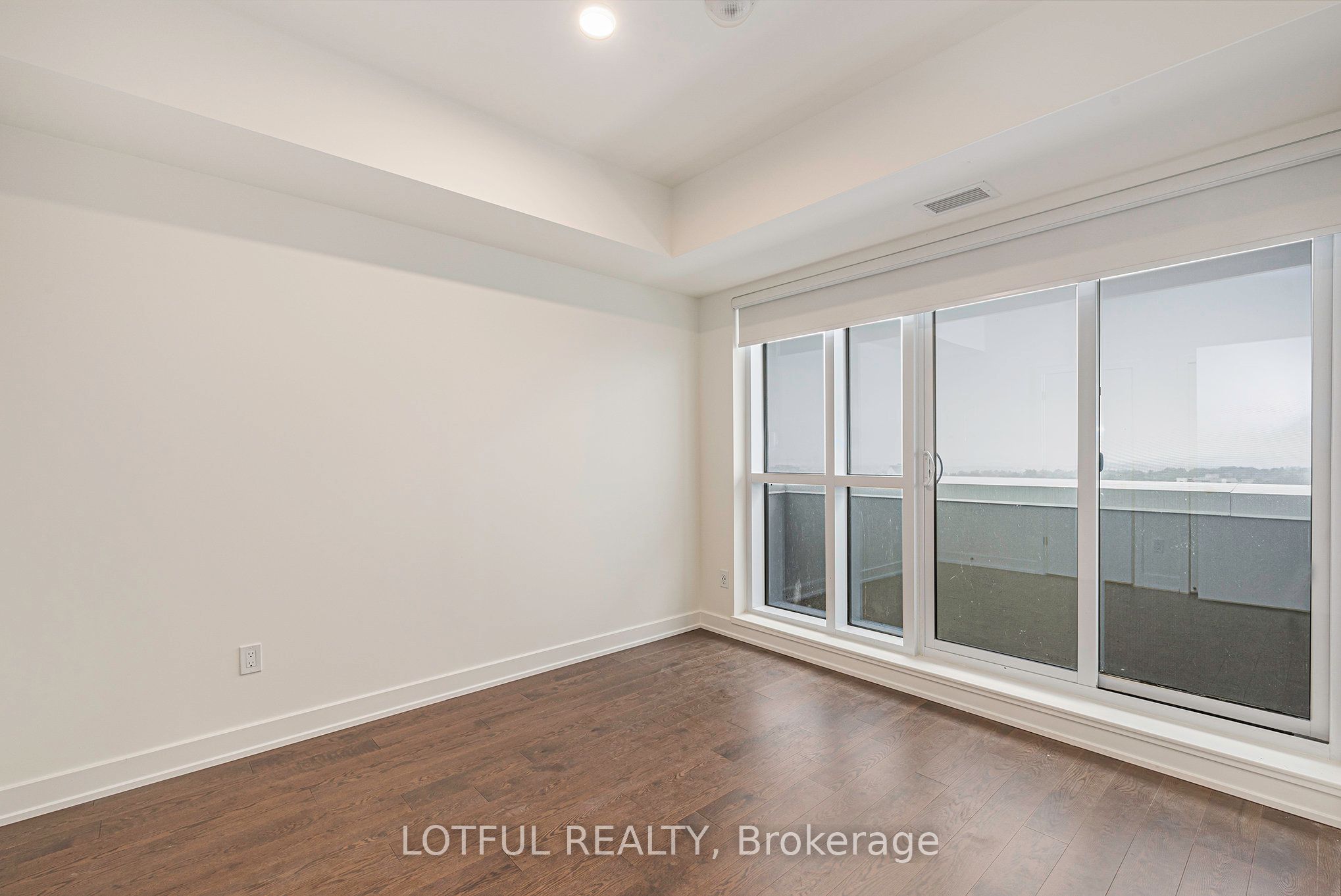 560 RIDEAU Street 1305, Lower Town - Sandy Hill, ON K1N 5Z8 photo 3