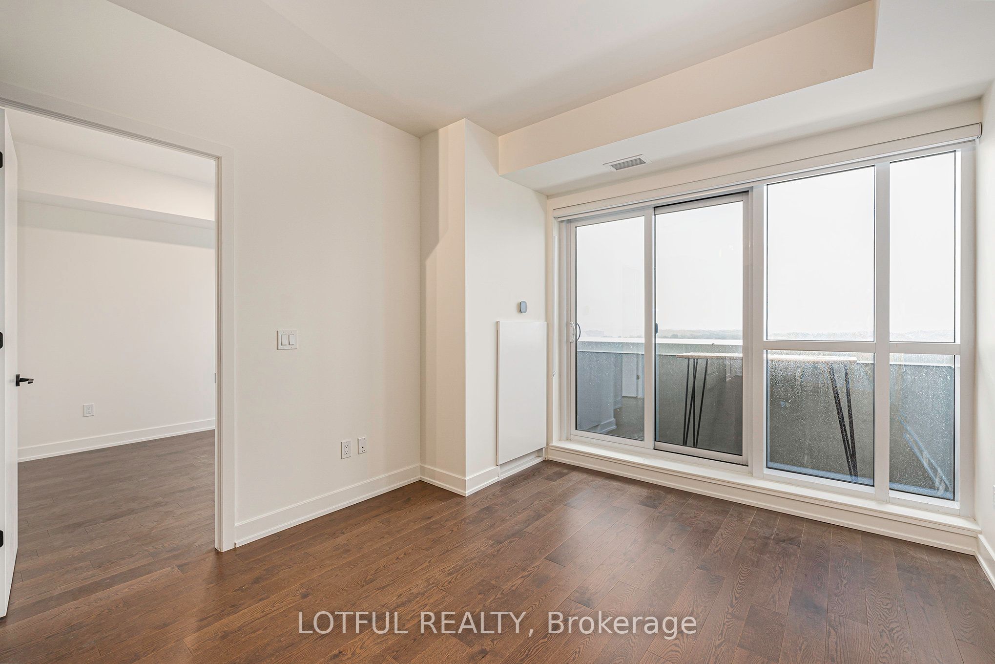 560 RIDEAU Street 1305, Lower Town - Sandy Hill, ON K1N 5Z8 photo 4