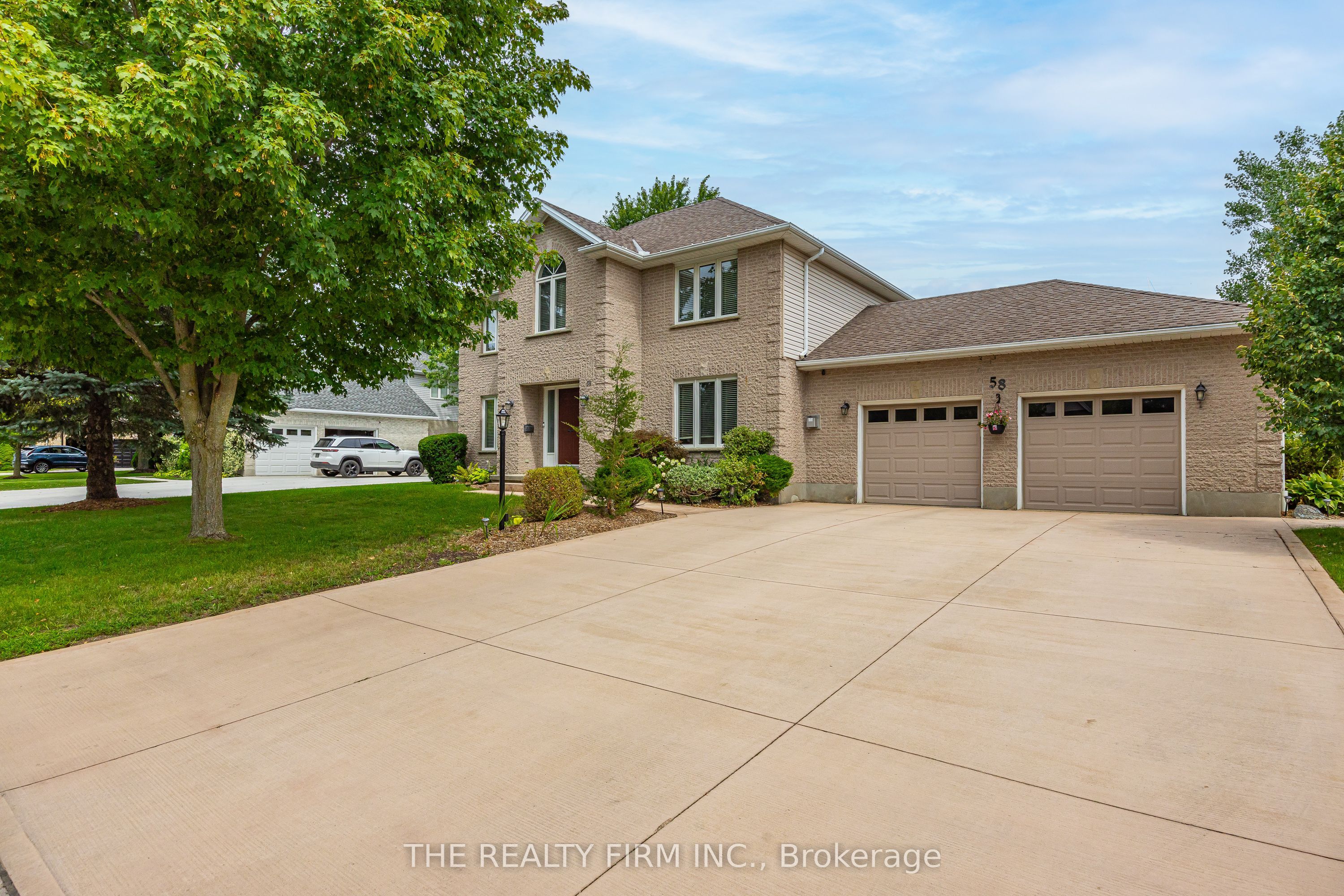 58 Dissing Crescent, London North, ON N6H 5M4 photo 2