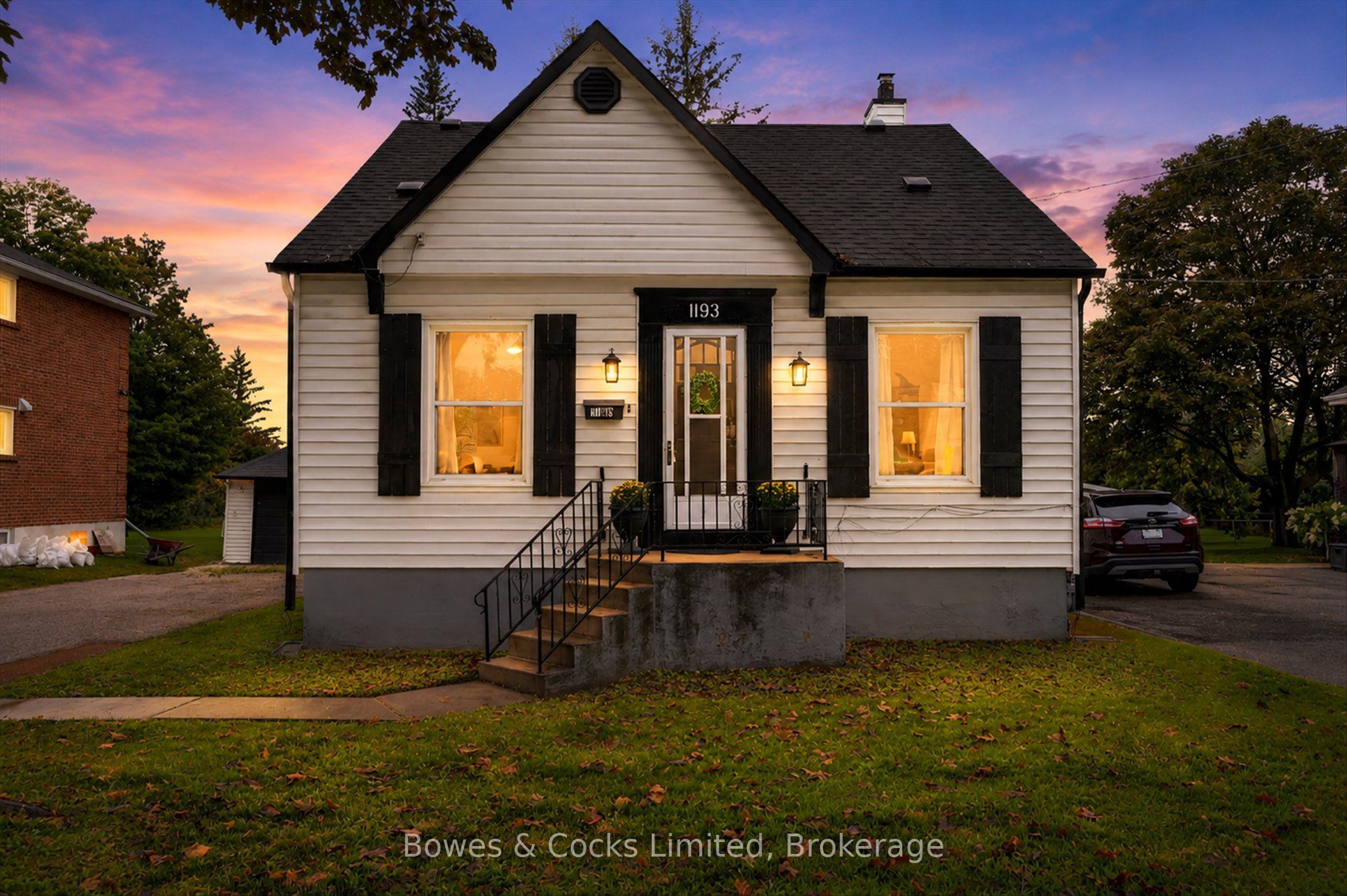 1193 Clonsilla Avenue, Peterborough, ON K9J 5Y6 photo 2