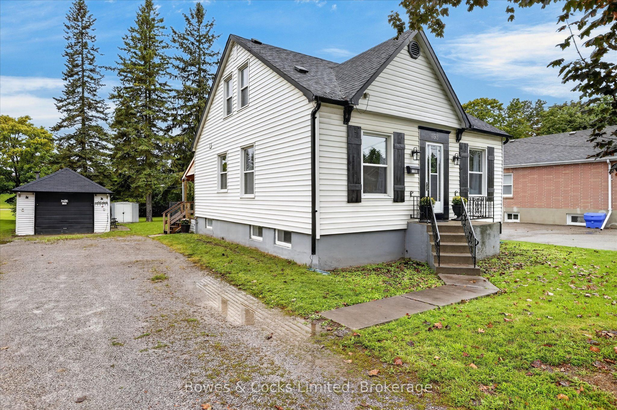 1193 Clonsilla Avenue, Peterborough, ON K9J 5Y6 photo 3