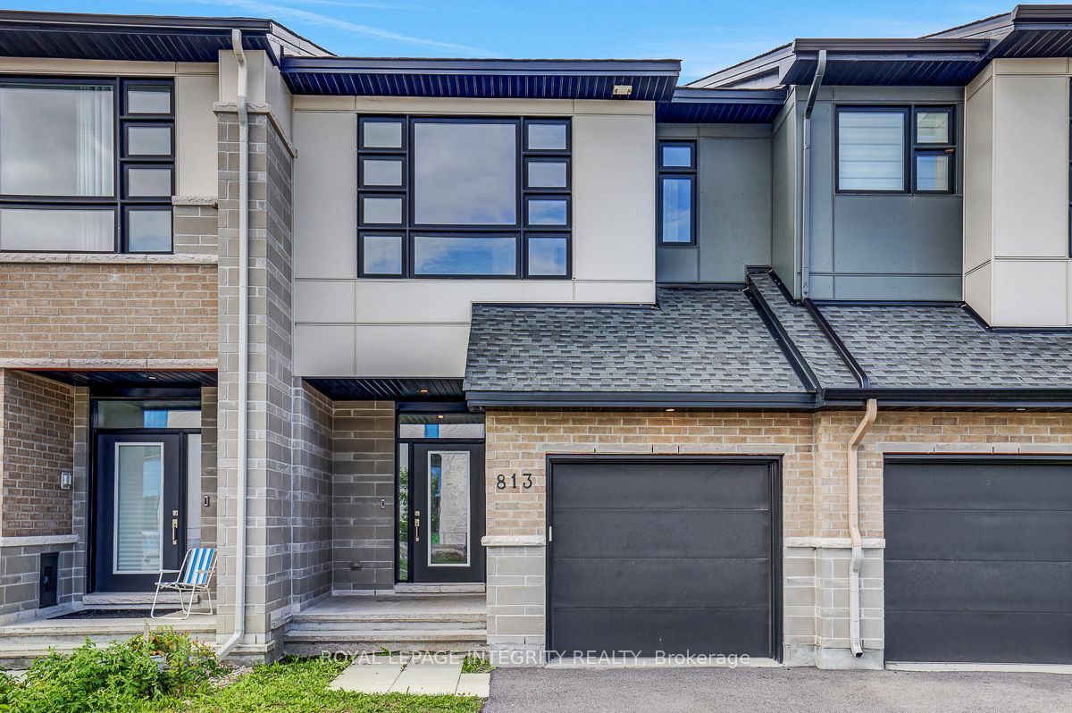 813 Brian Good Avenue, Blossom Park - Airport and Area, ON K4M 0E2