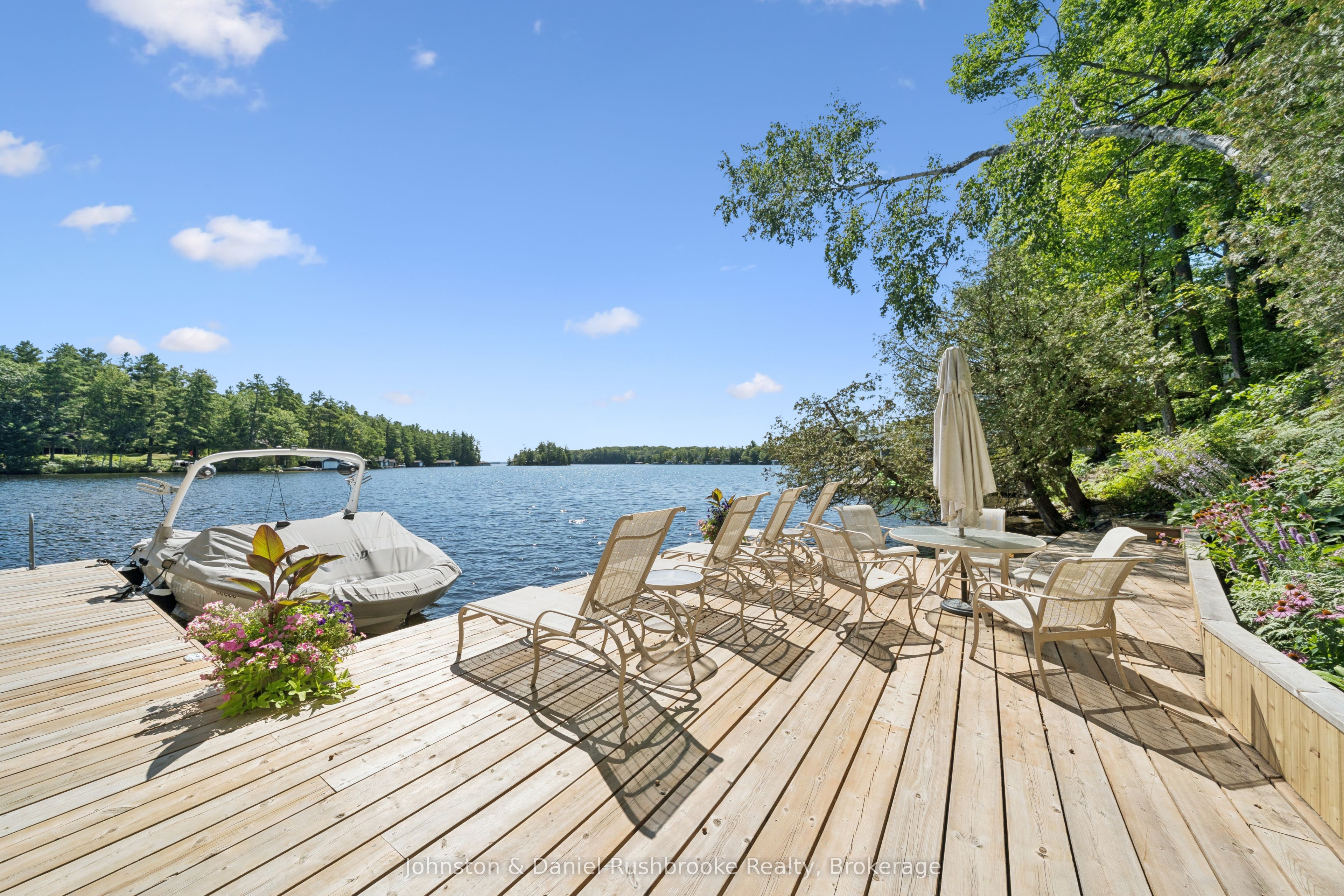1041 Ann Street 4, Muskoka Lakes, ON P1P 1R2 photo 2